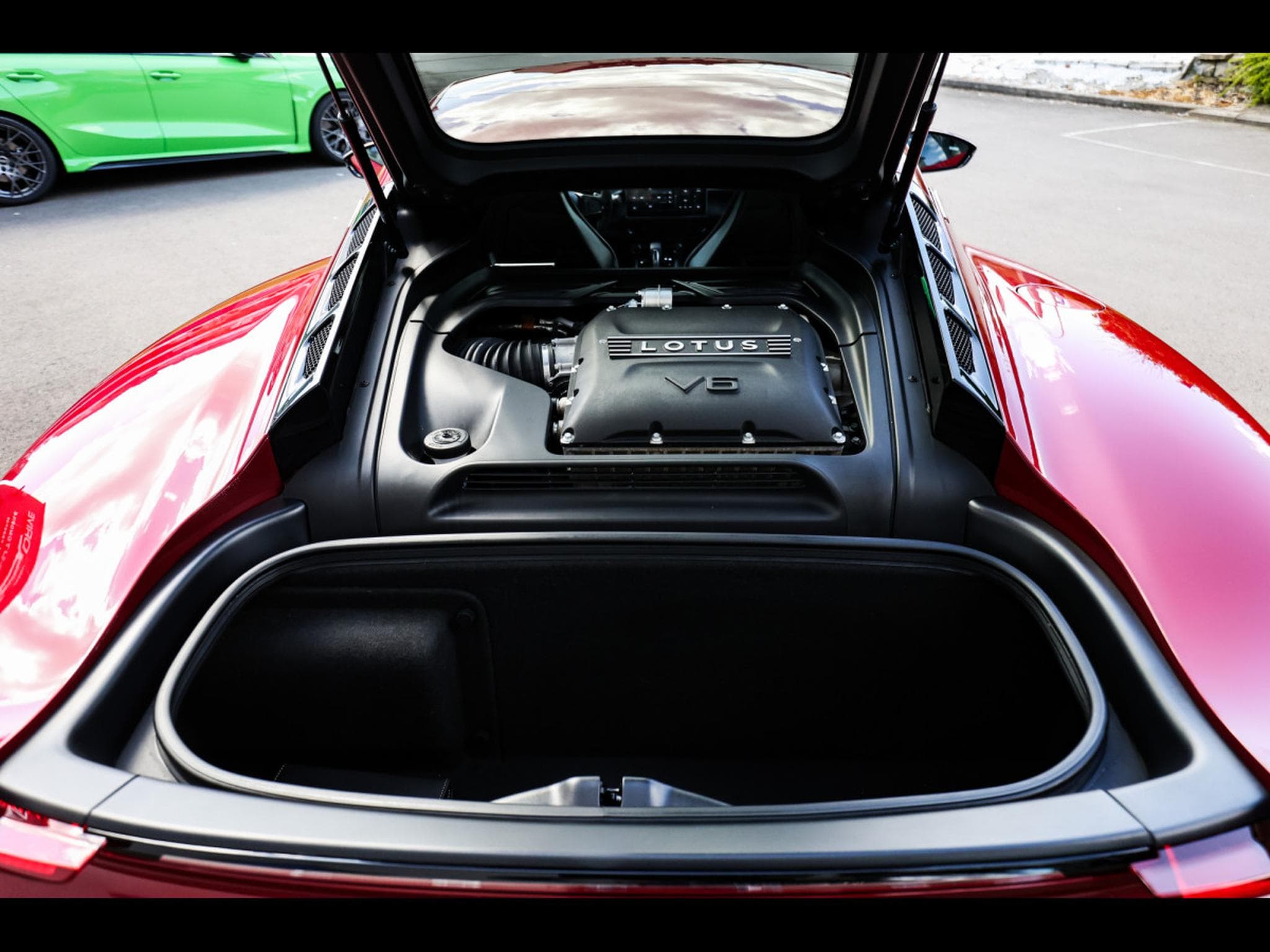 Lotus Emira COUPE 3.5 V6 FIRST EDITION DCT – ROUGE MAGMA (2023) - Photo 15