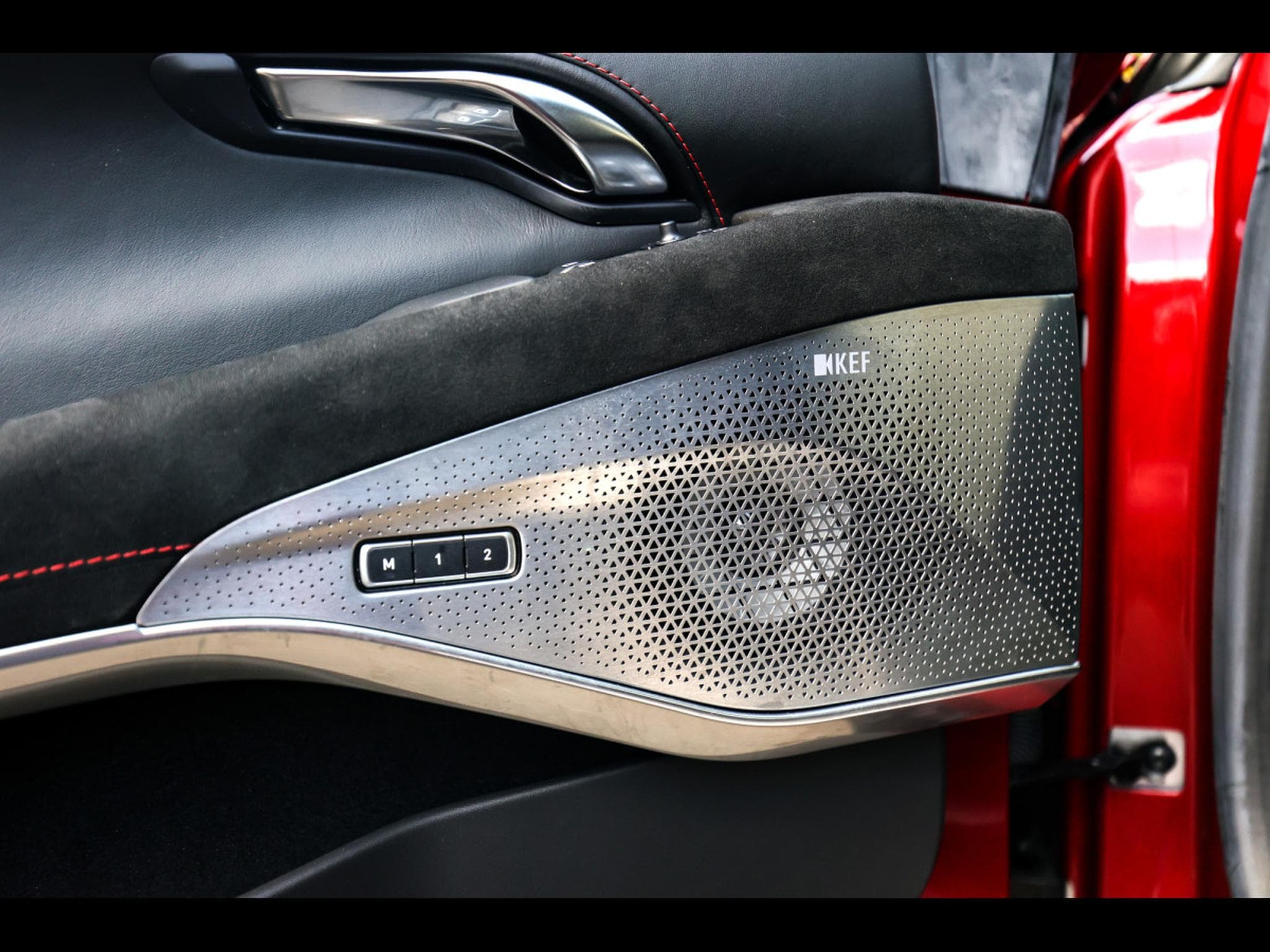 Lotus Emira COUPE 3.5 V6 FIRST EDITION DCT – ROUGE MAGMA (2023) - Photo 17