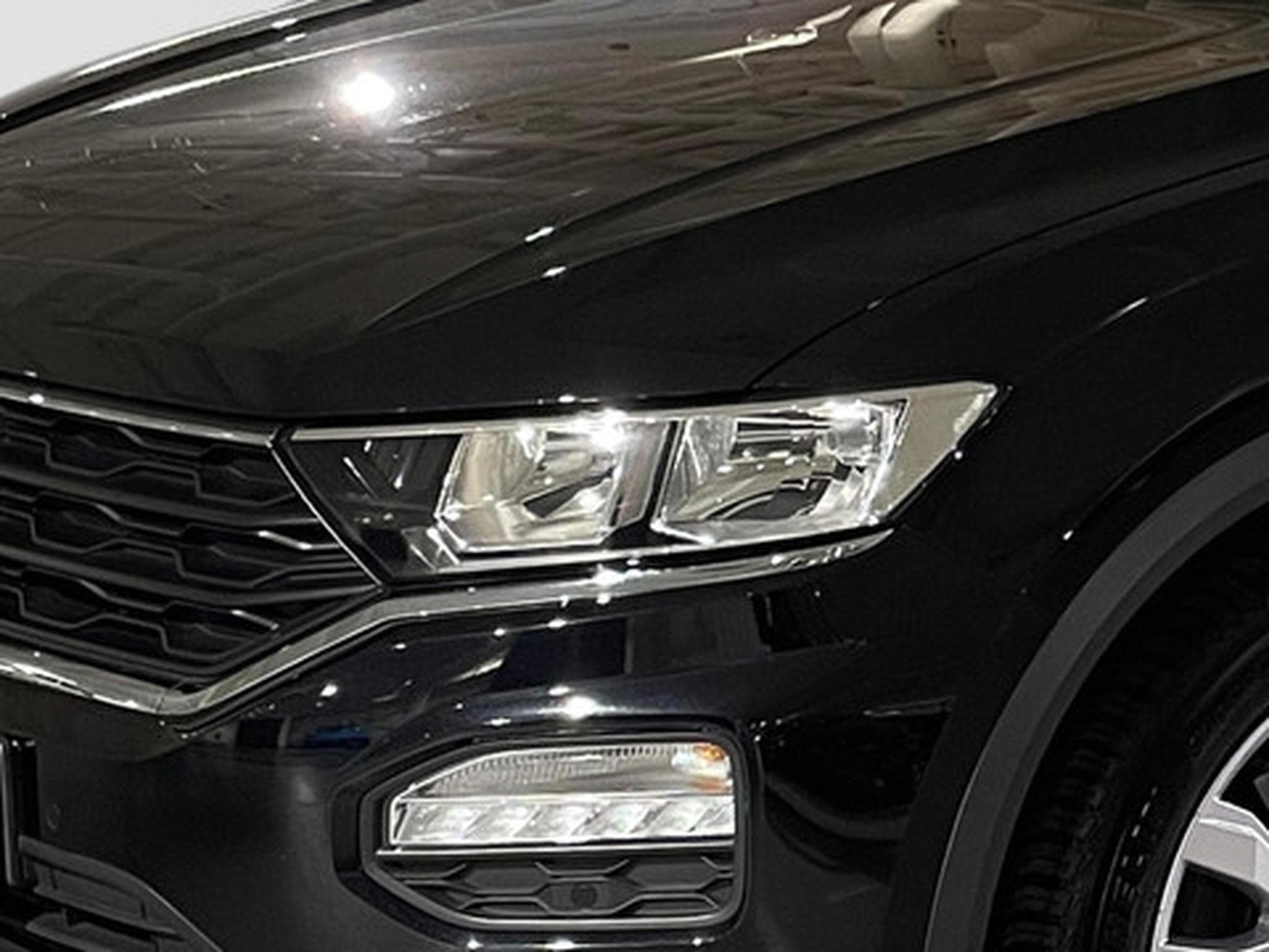 VW T-Roc Cabrio 1.0 TSI R-LINE (2026) - Photo 20