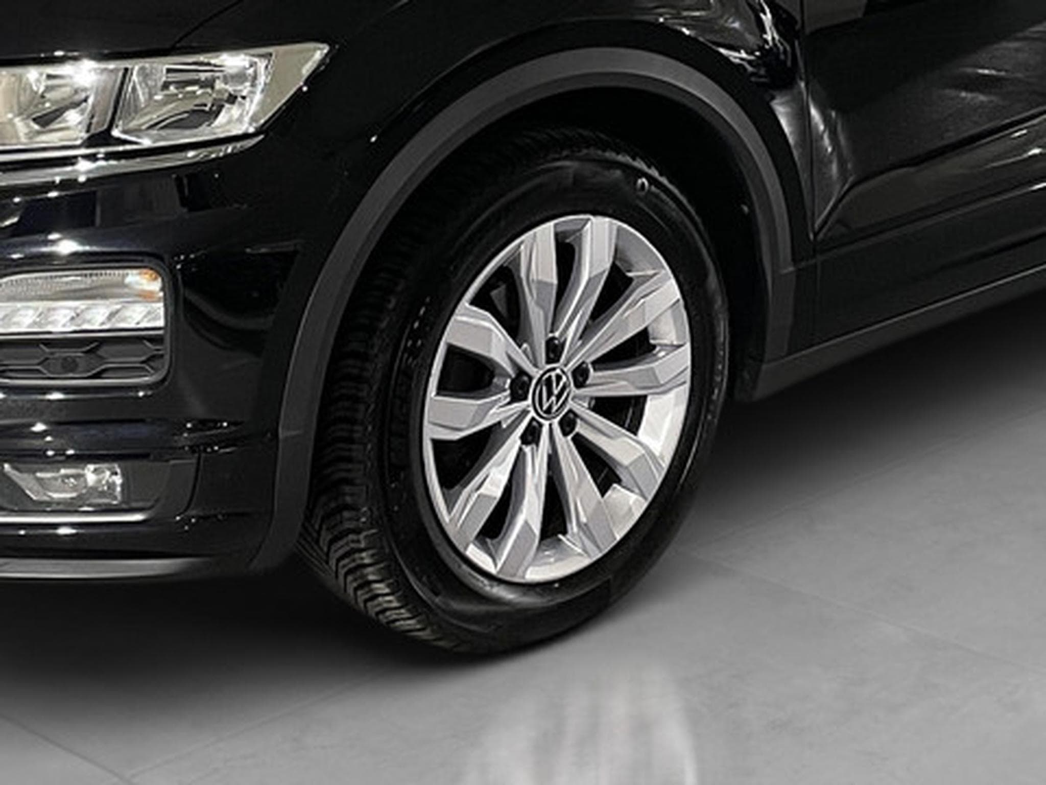 VW T-Roc Cabrio 1.0 TSI R-LINE (2026) - Photo 21