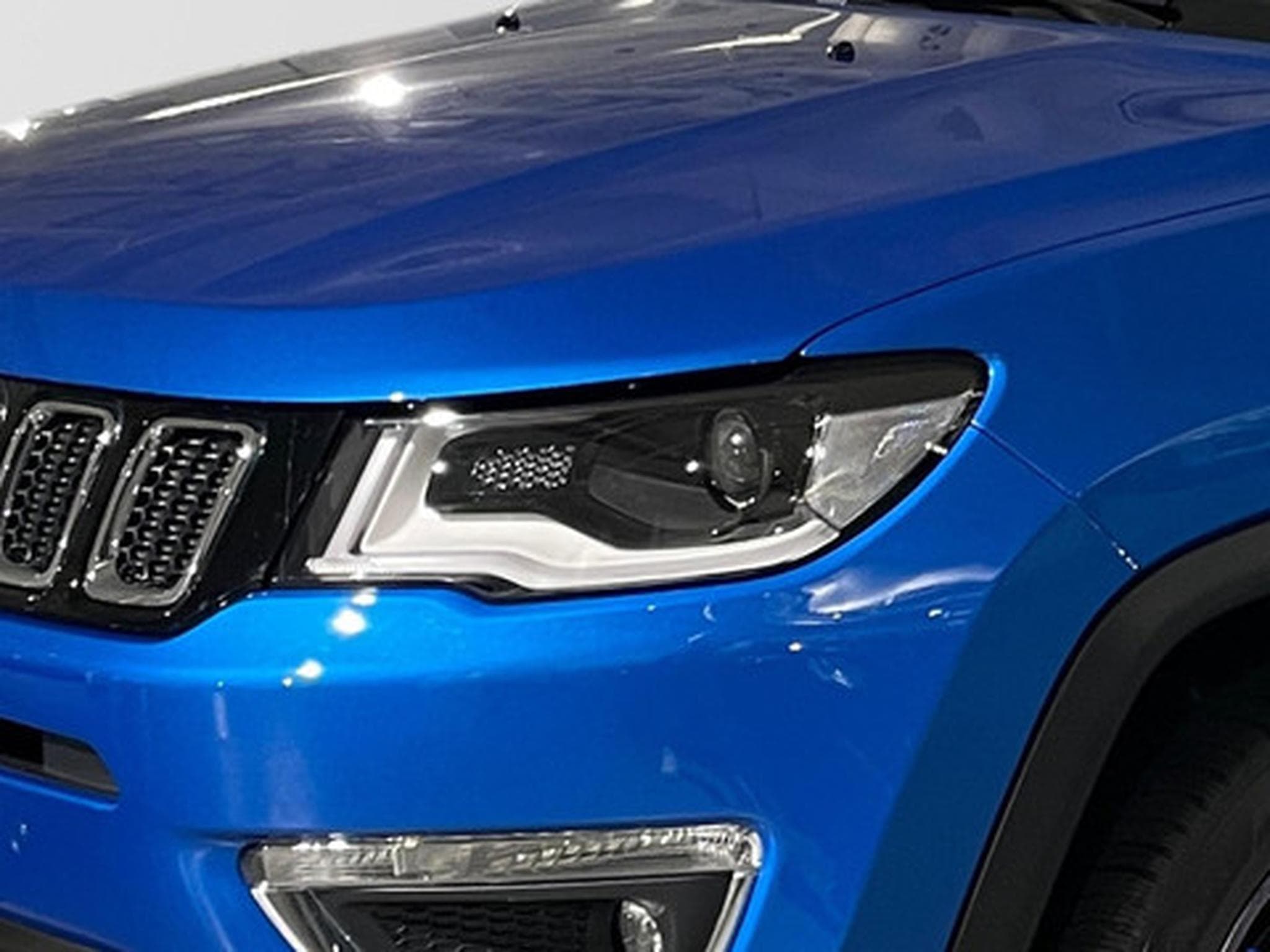 Jeep Compass 2.0 MJD 103kW 4x4 Limited Auto (2019) - Foto 23