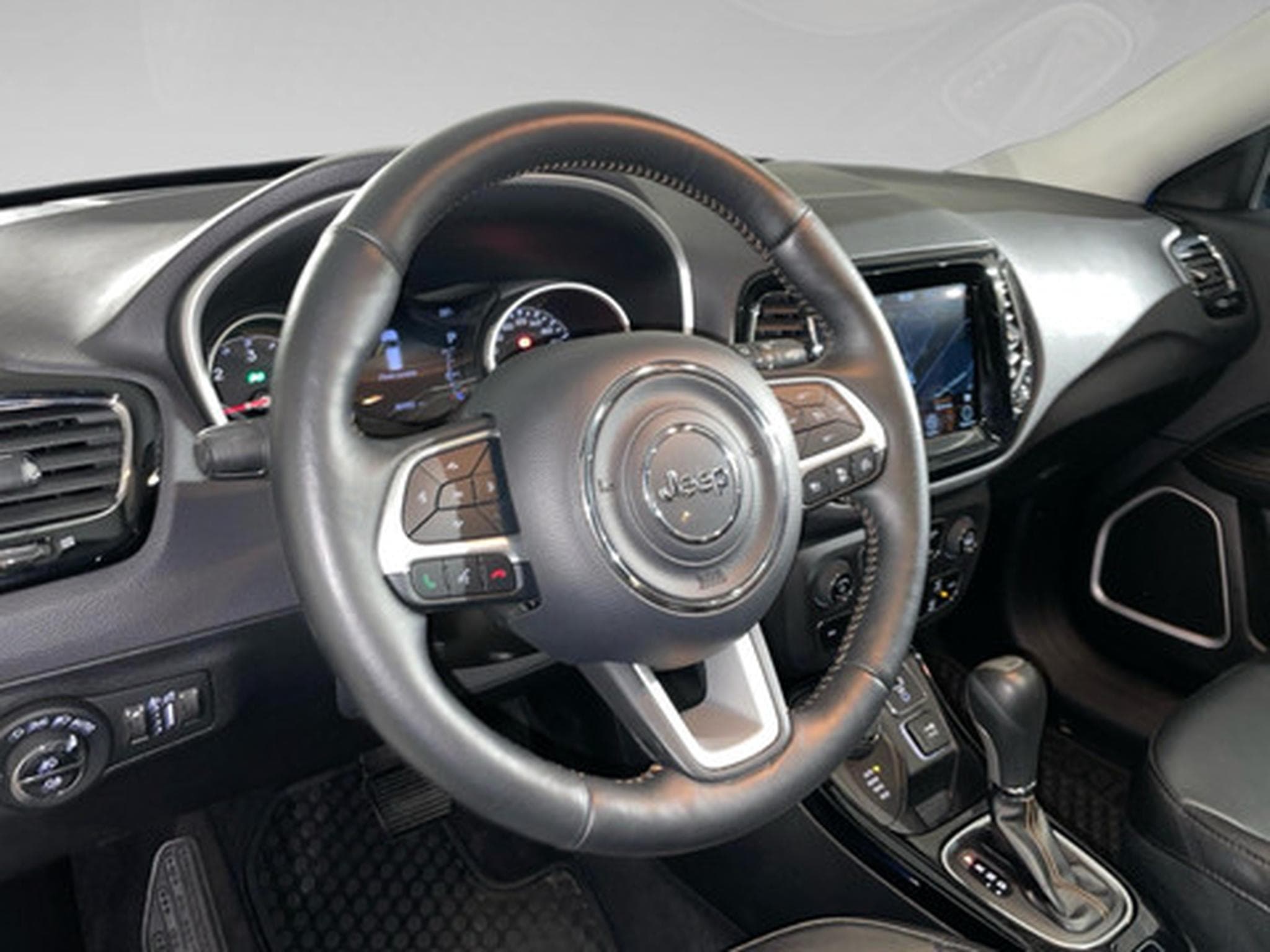 Jeep Compass 2.0 MJD 103kW 4x4 Limited Auto (2019) - Foto 8