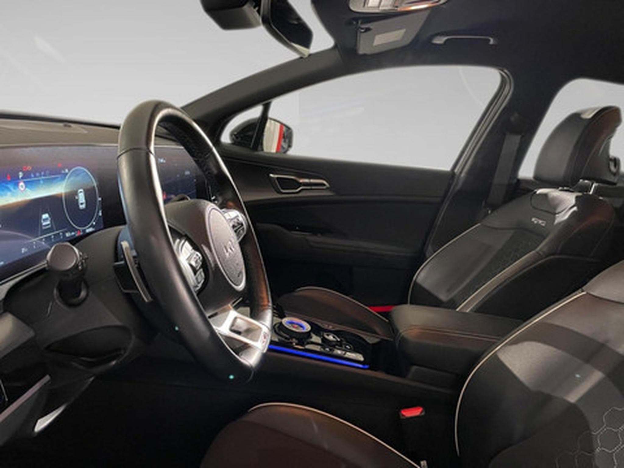 Kia Sportage 1.6 T-GDi 48V 7DCT GT Line (2026) - Photo 4