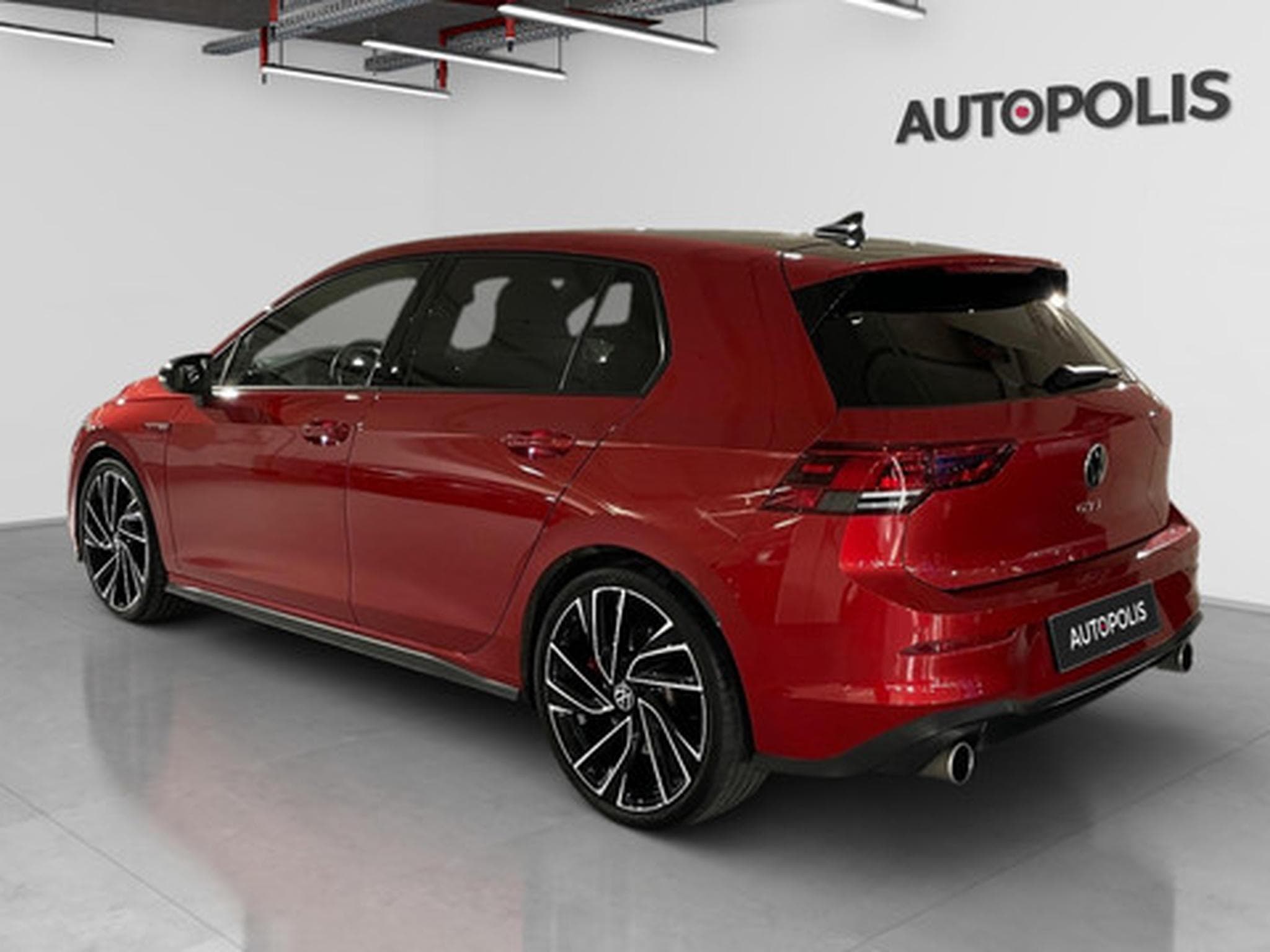 VW Golf 2.0 TSI GTI (2026) - Photo 13