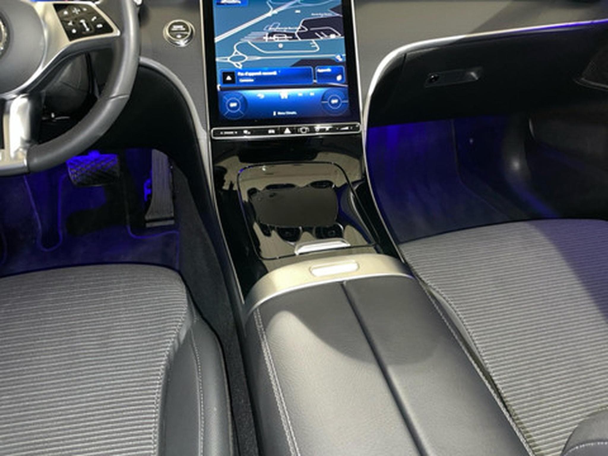 Mercedes C 200 C AMG Line (2026) - Photo 10