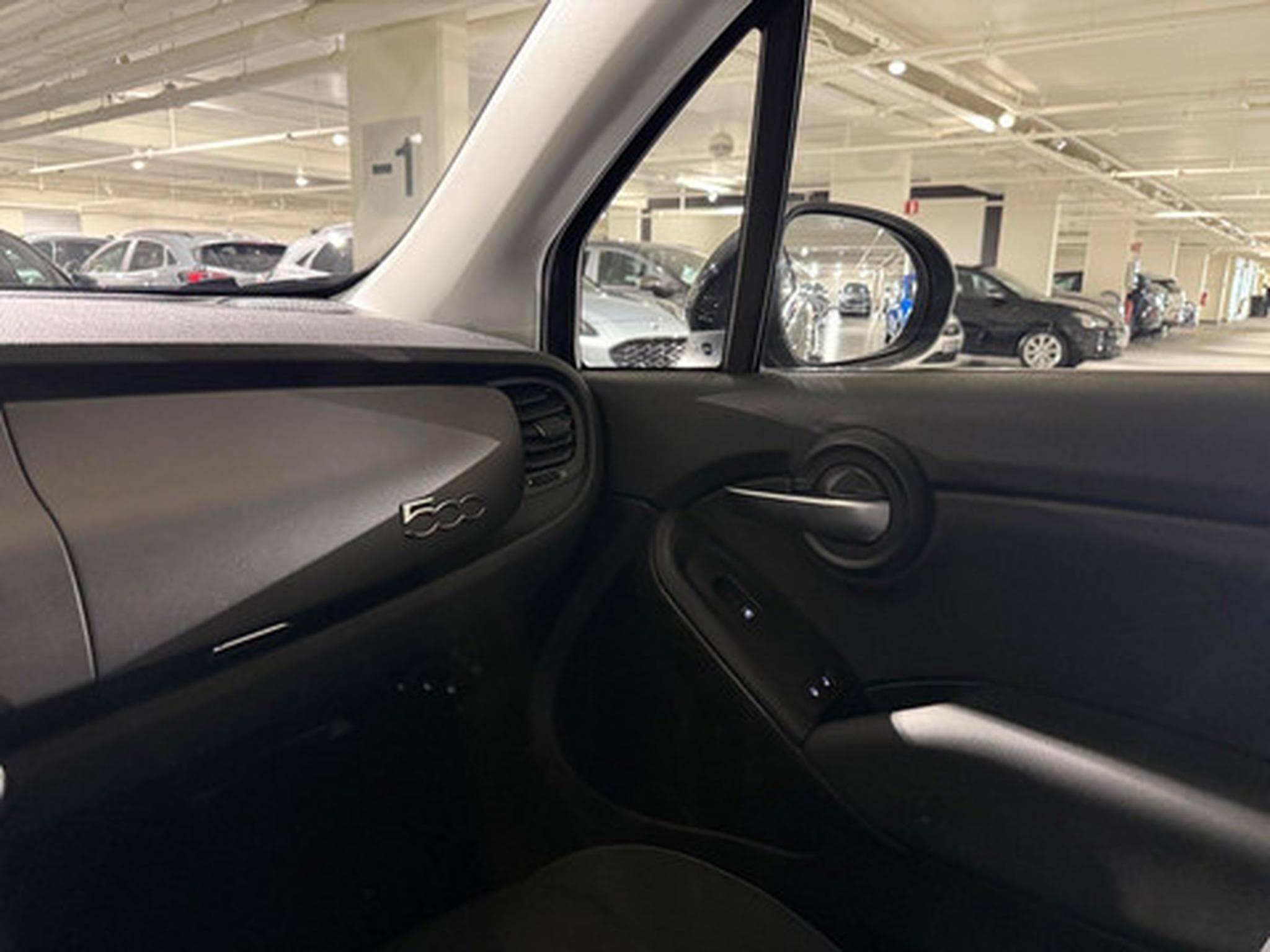 Fiat 500X 1.5 Hybrid 130 DCT7 (2026) - Photo 9