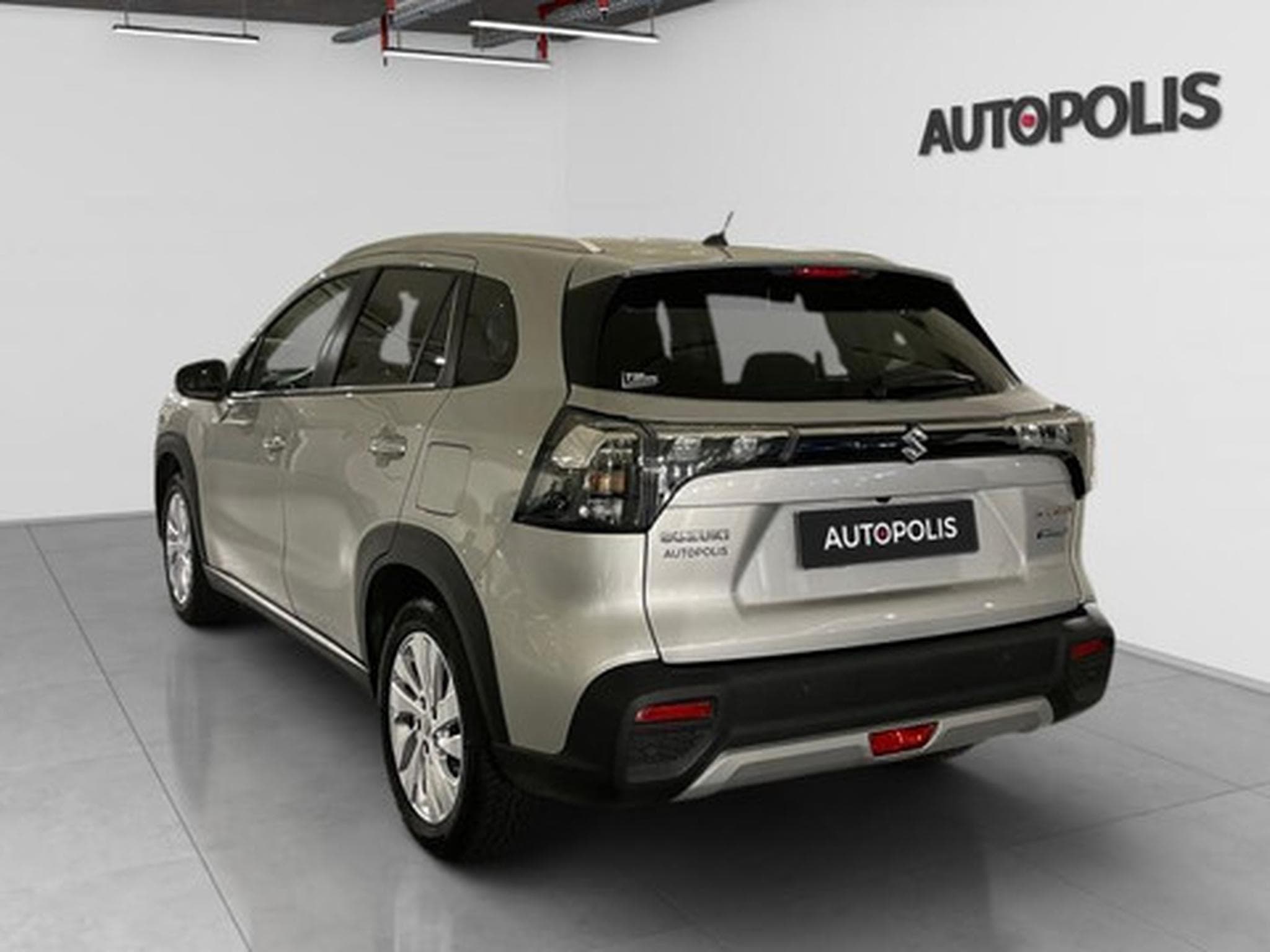 Suzuki S-Cross 1.4 Grand Luxe 48V Hybrid (2026) - Photo 19