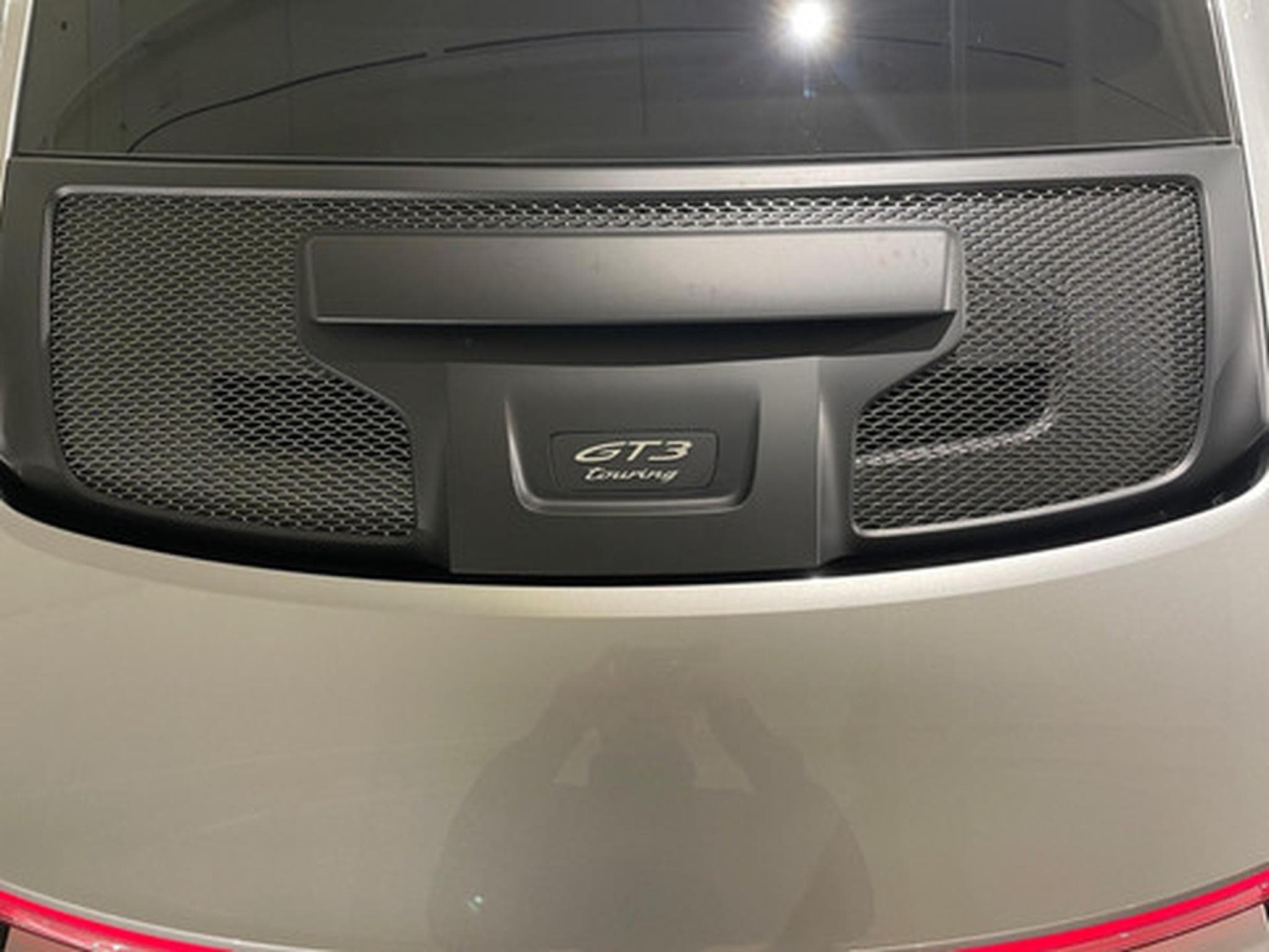 Porsche 911 4.0 GT3 Touring (2026) - Photo 14