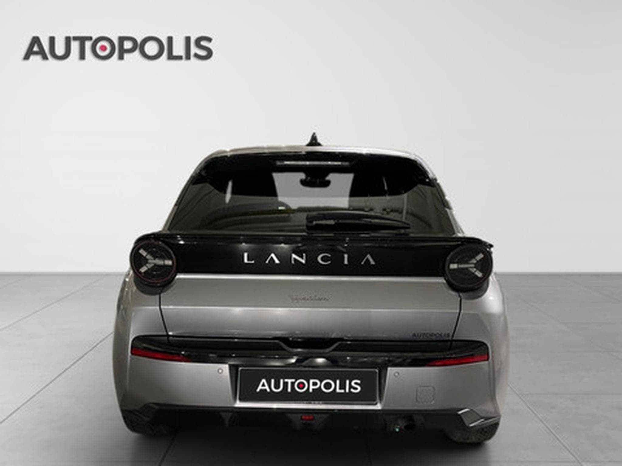 Lancia Ypsilon 1.2 Hybrid 74kW eDCT LX (2026) - Photo 15