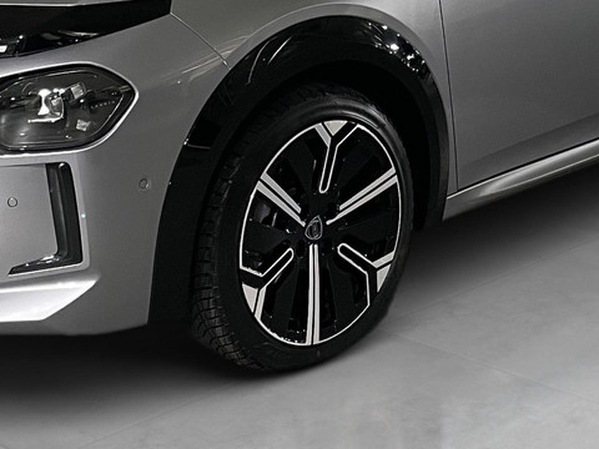 Lancia Ypsilon 1.2 Hybrid 74kW eDCT LX (2026) - Photo 20