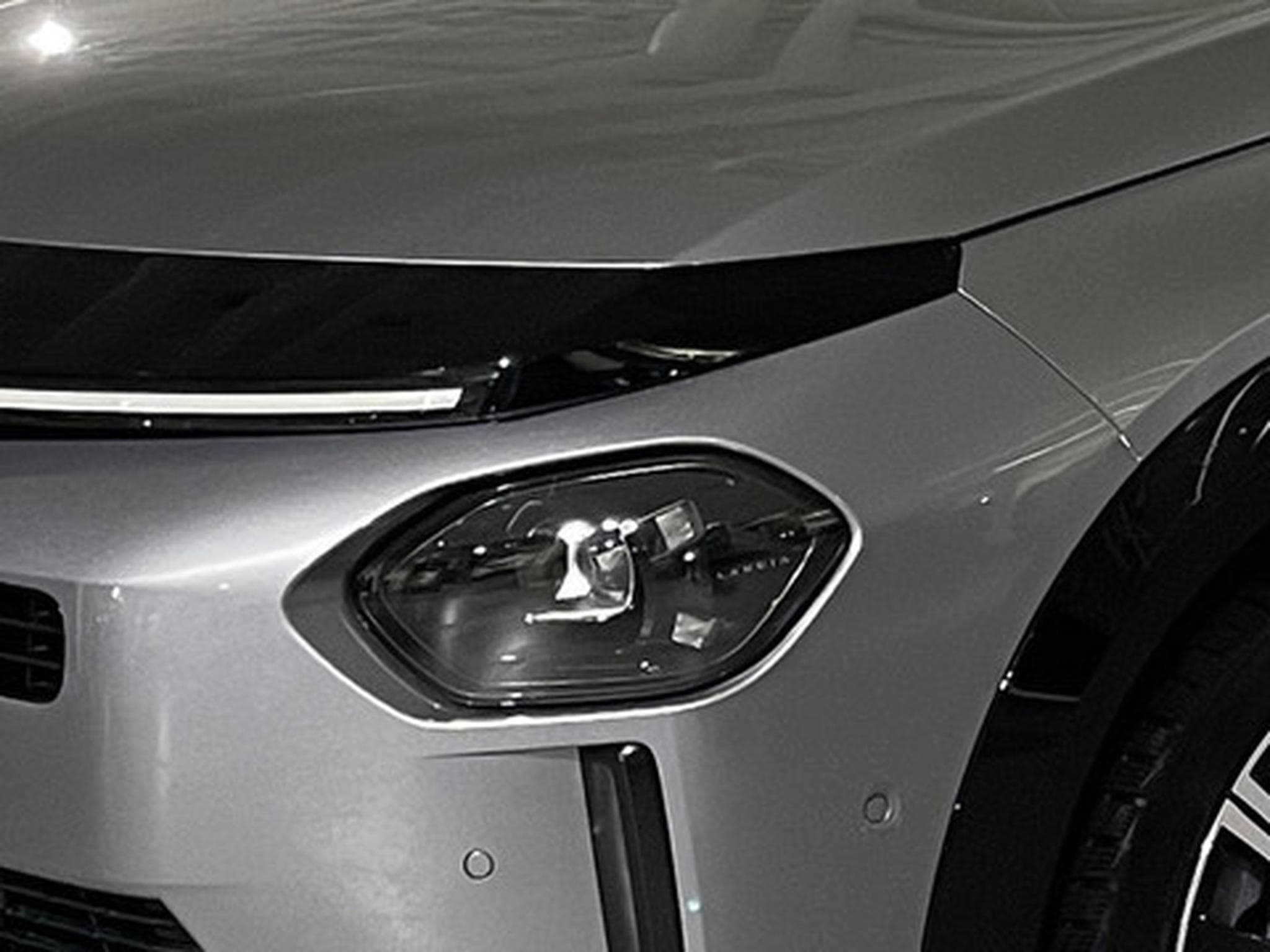 Lancia Ypsilon 1.2 Hybrid 74kW eDCT LX (2026) - Photo 21