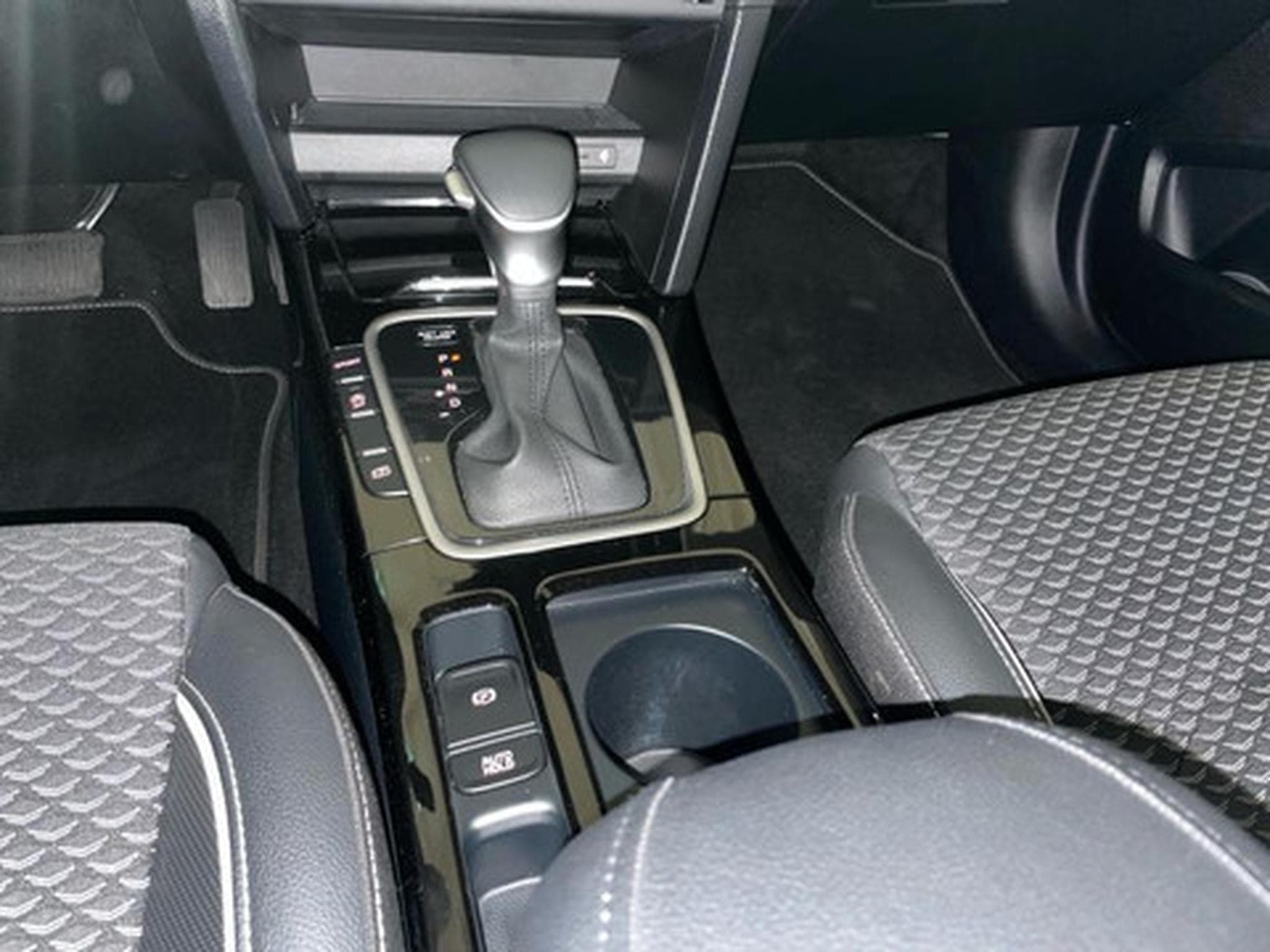 Kia XCeed 1.5 T-GDi 140 DCT Pulse (2026) - Photo 10