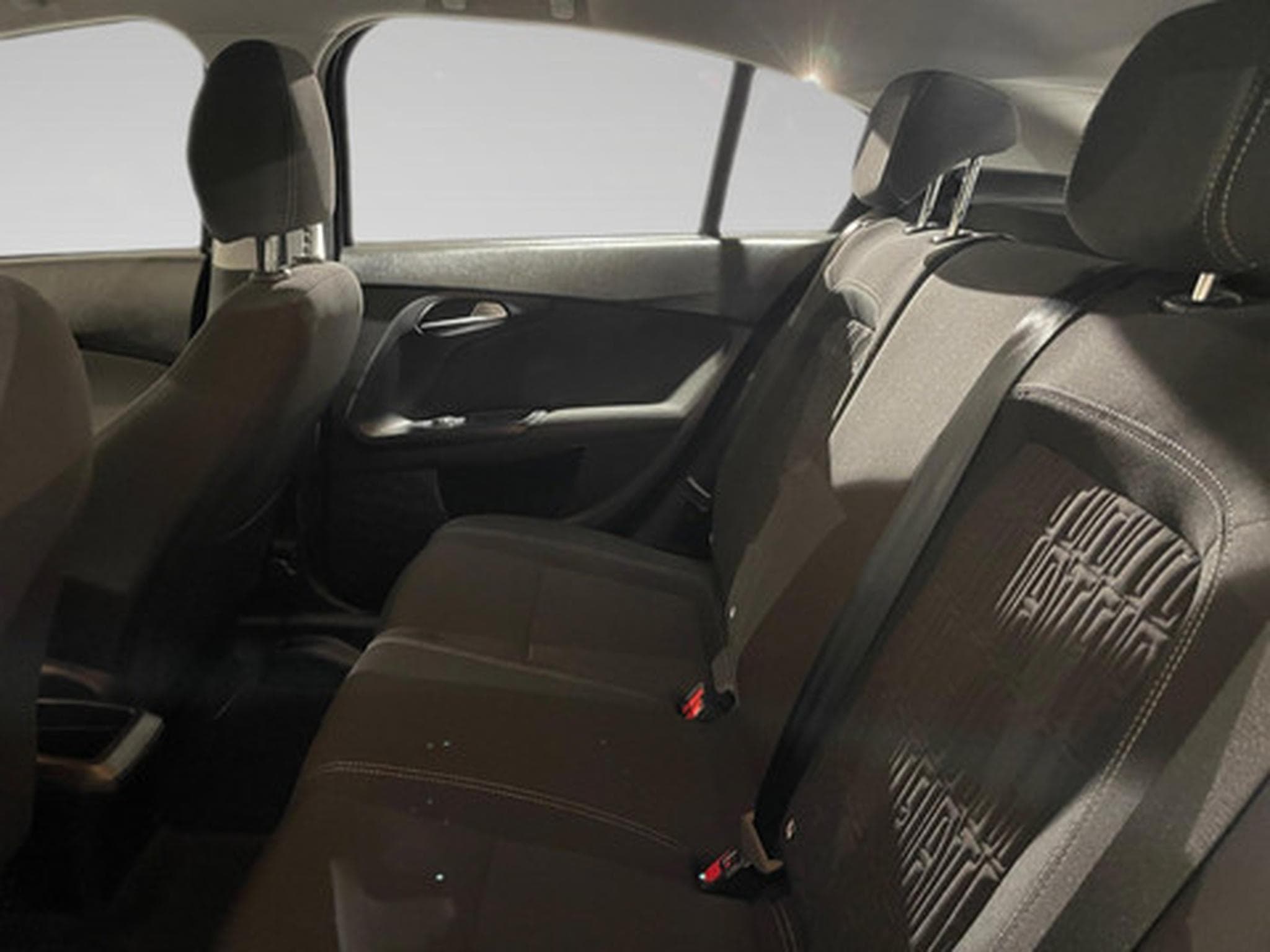 Fiat Tipo 1.5 Hybrid 130 DCT7 (2026) - Photo 11