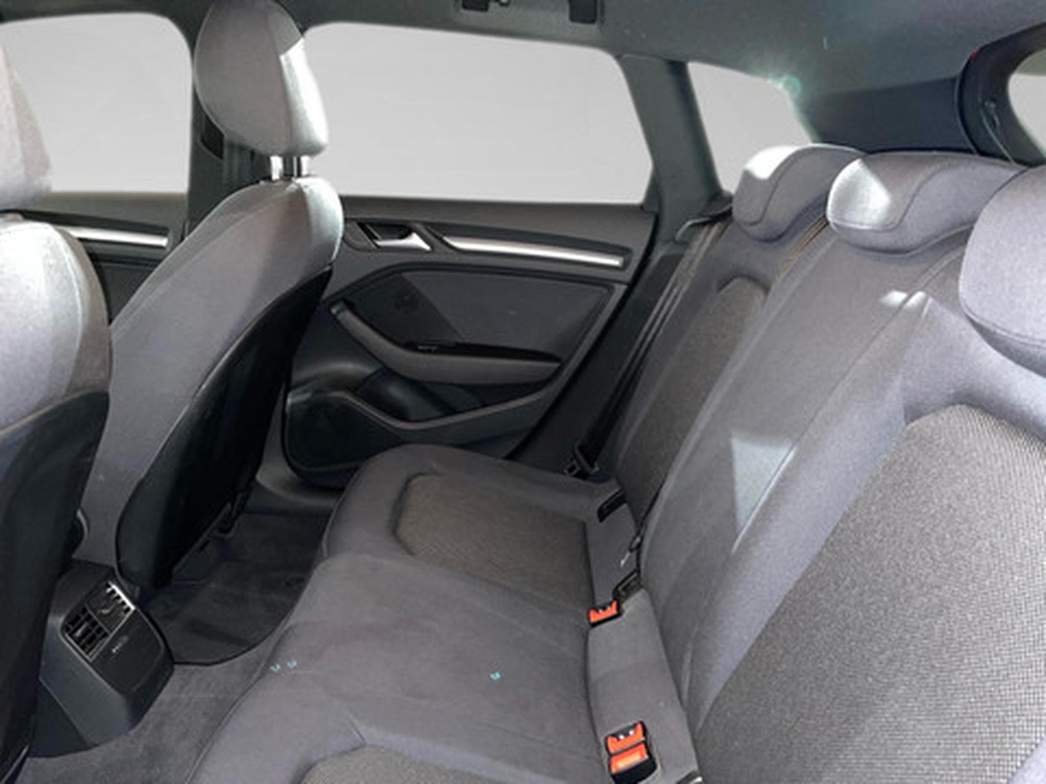 Audi A3 35 TFSI edition one Sportback (2026) - Photo 11