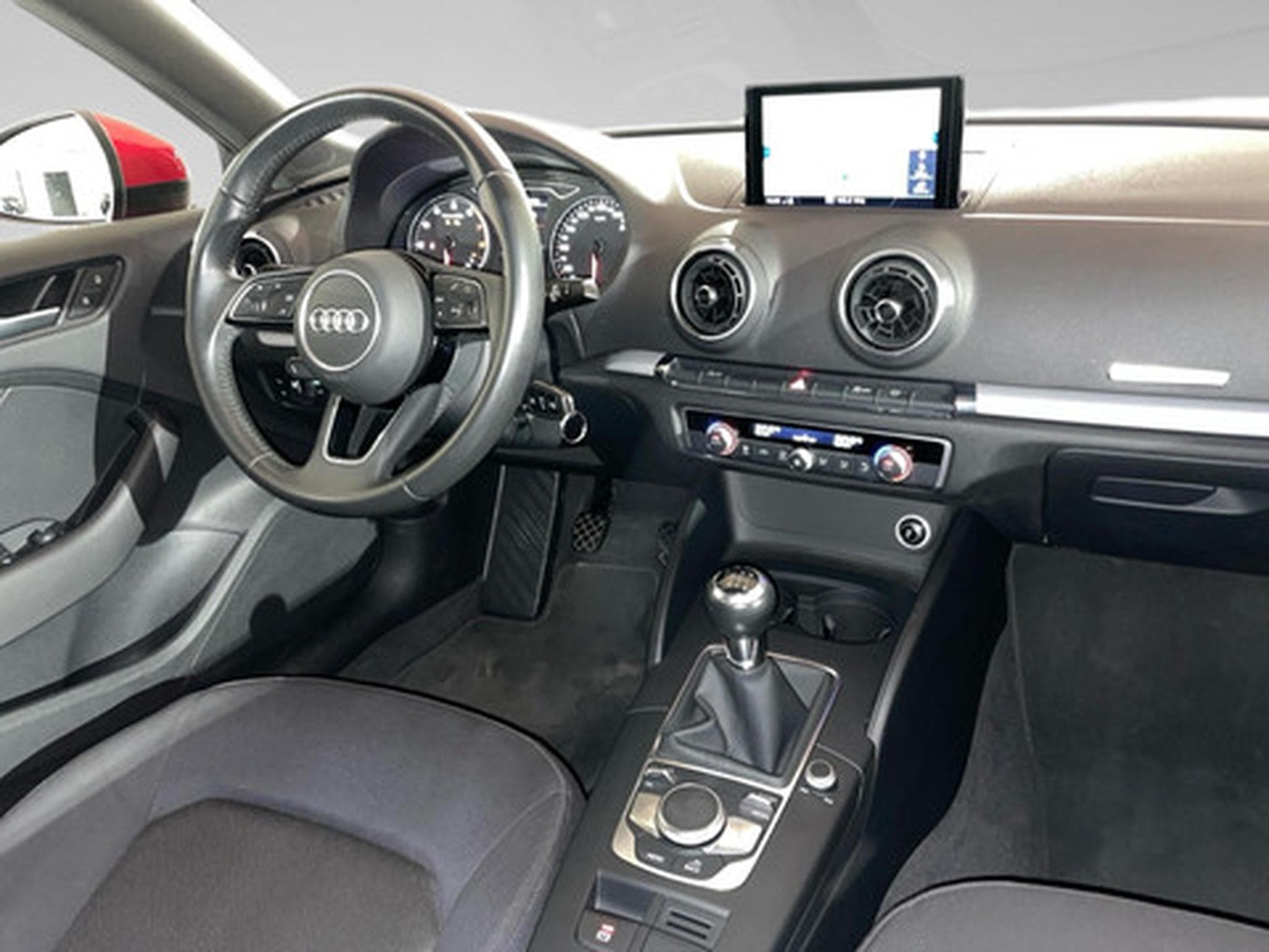 Audi A3 35 TFSI edition one Sportback (2026) - Photo 7