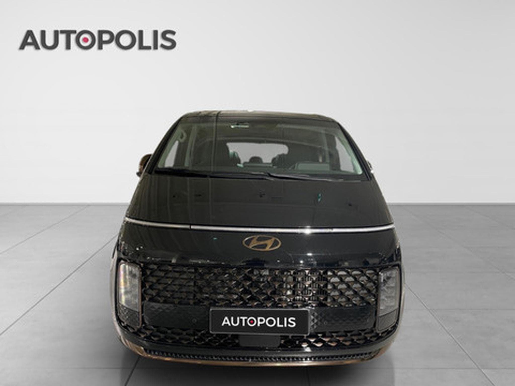 Hyundai Staria 1.6 T-GDi HEV 6AT 7ST Luxury Bronze (2026) - Photo 16