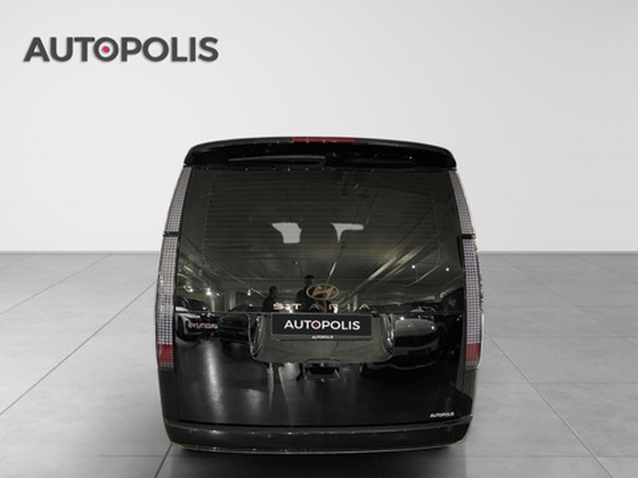 Hyundai Staria 1.6 T-GDi HEV 6AT 7ST Luxury Bronze (2026) - Photo 17