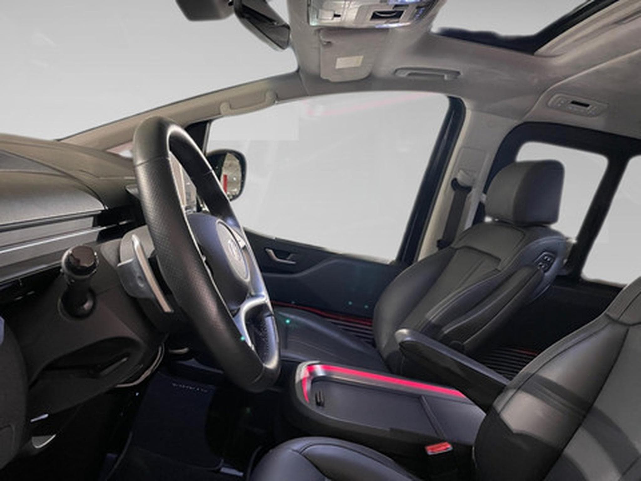 Hyundai Staria 1.6 T-GDi HEV 6AT 7ST Luxury Bronze (2026) - Photo 4