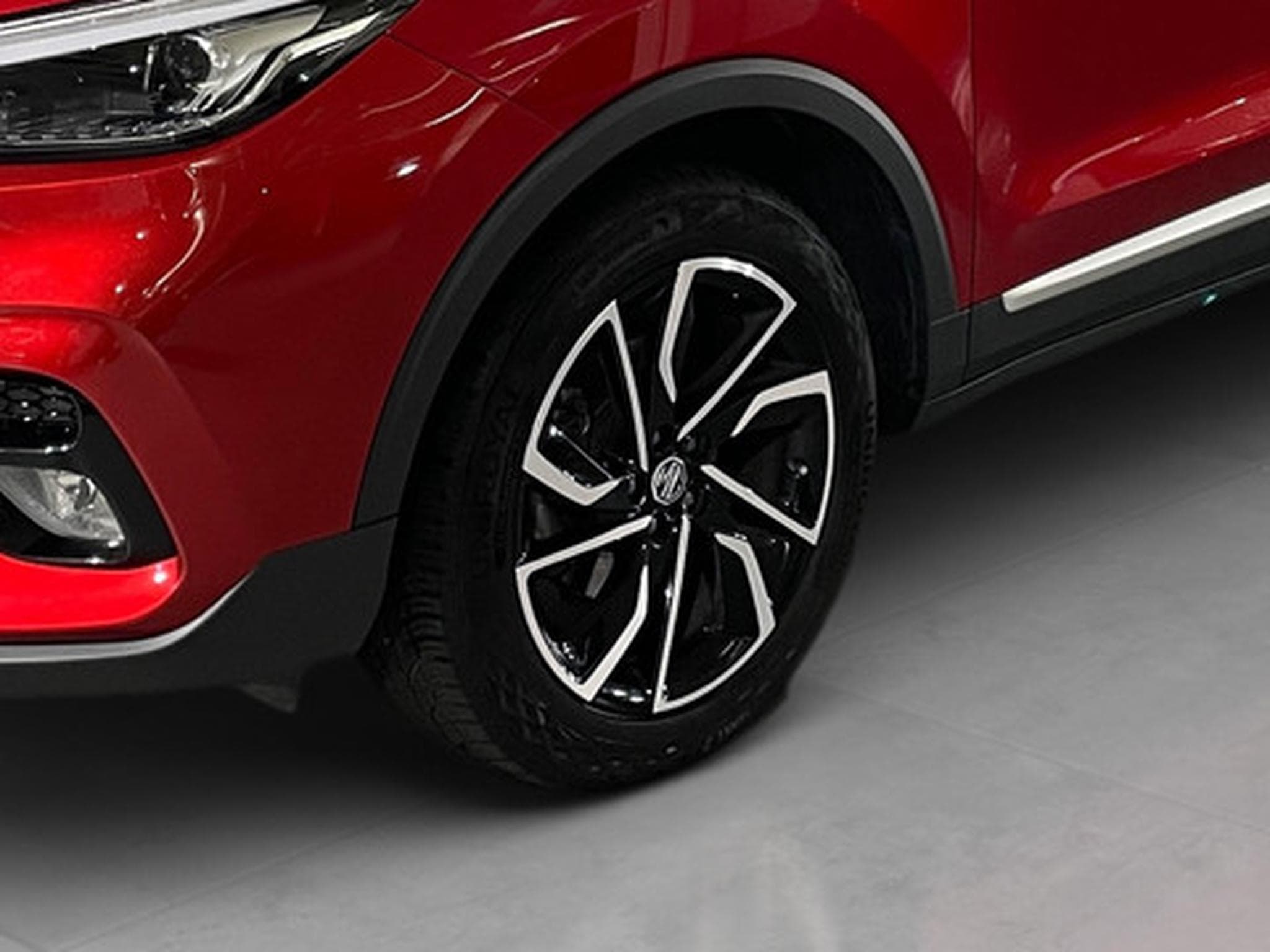 MG ZS 1.0 T-GDi AT LUXURY (2024) - Photo 20