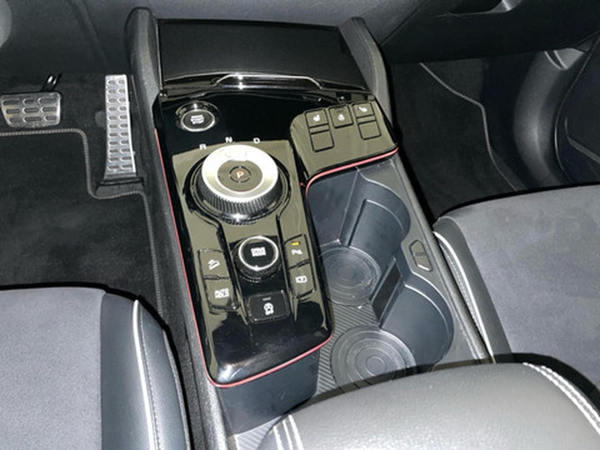 Kia Sportage 1.6 T-GDi 48V 7DCT GT Line (2026) - Photo 9