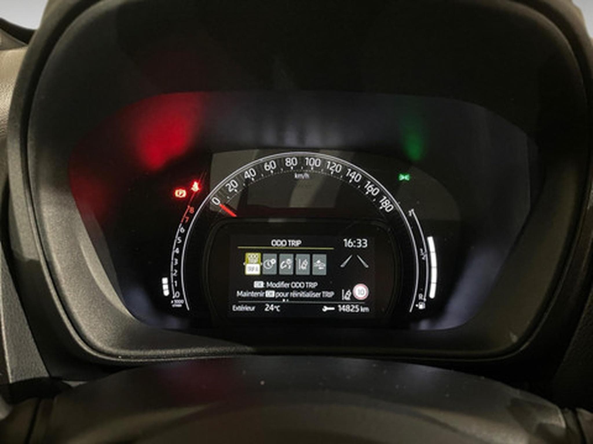 Toyota Aygo 1.0 VVT-i Envy (2024) - Photo 2