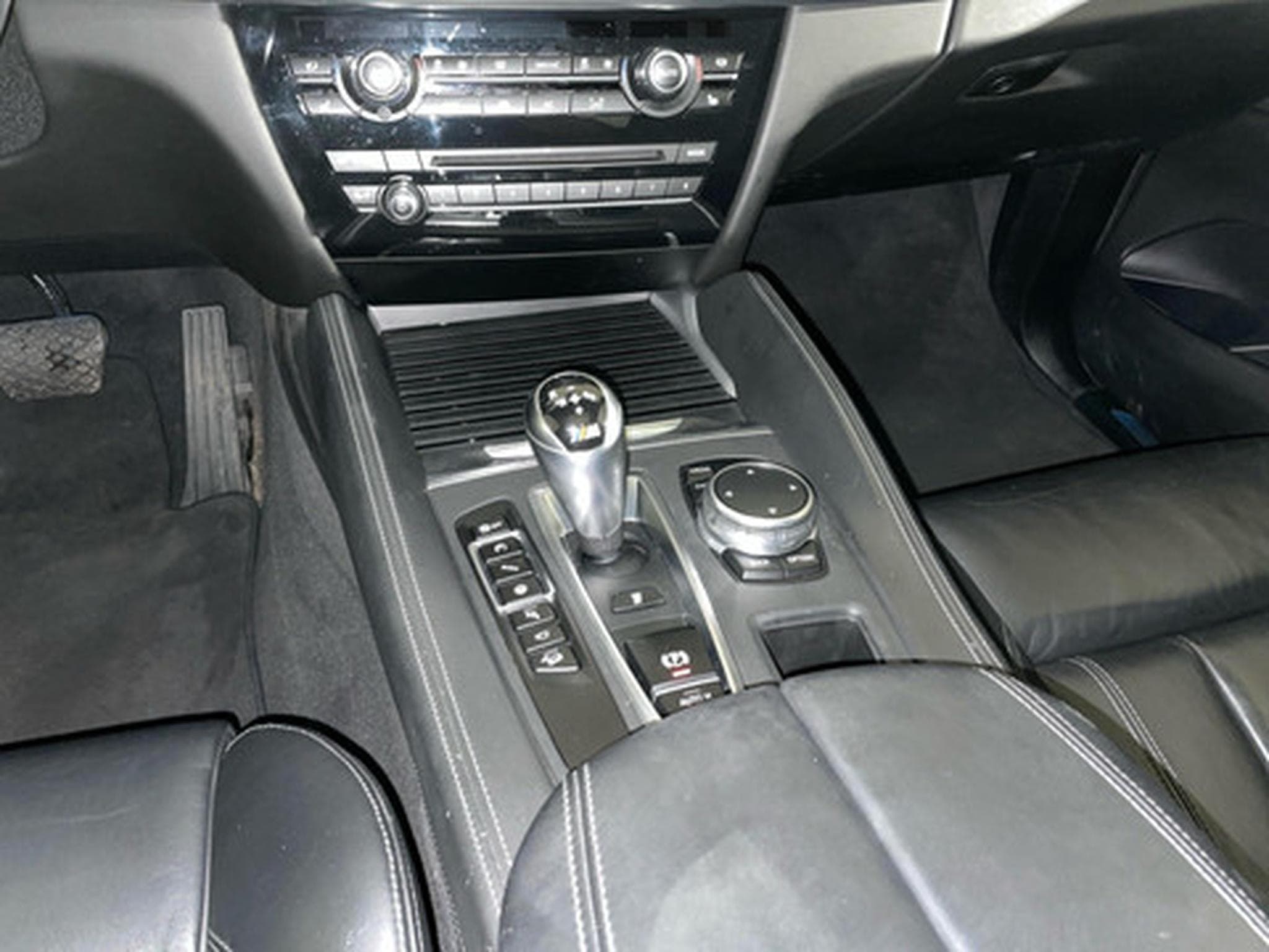 BMW X6 M (2026) - Photo 10