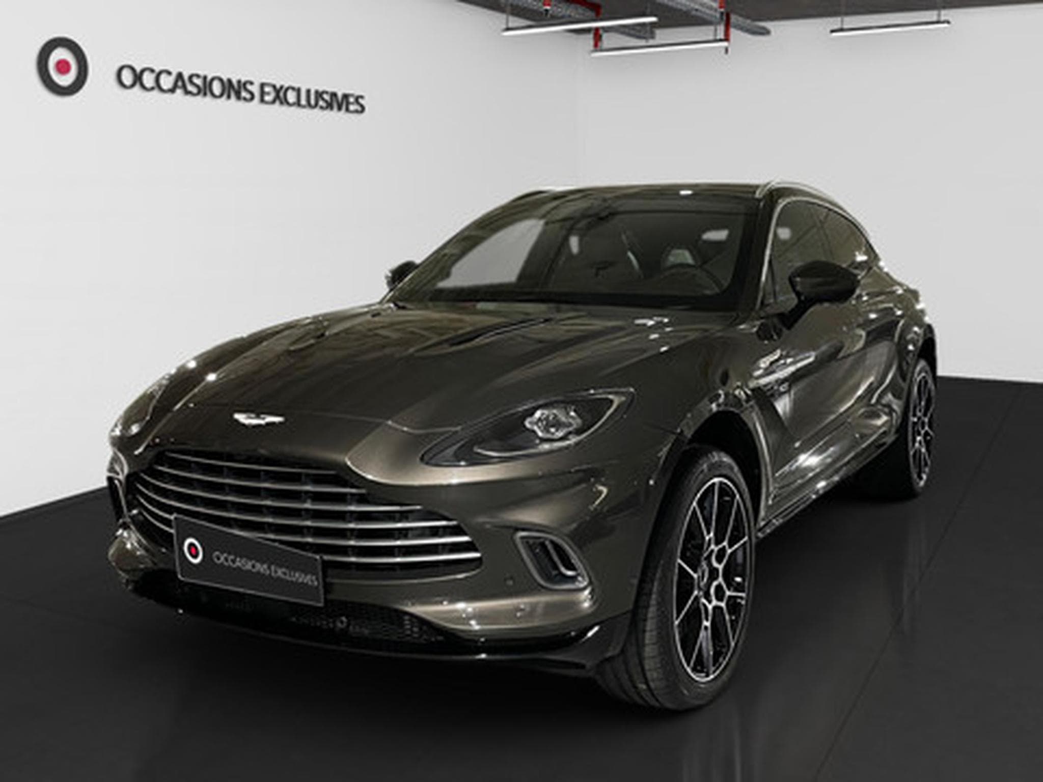 Aston-Martin DBX 4.0 V8 4WD Auto MY21 (2026) - Photo 21