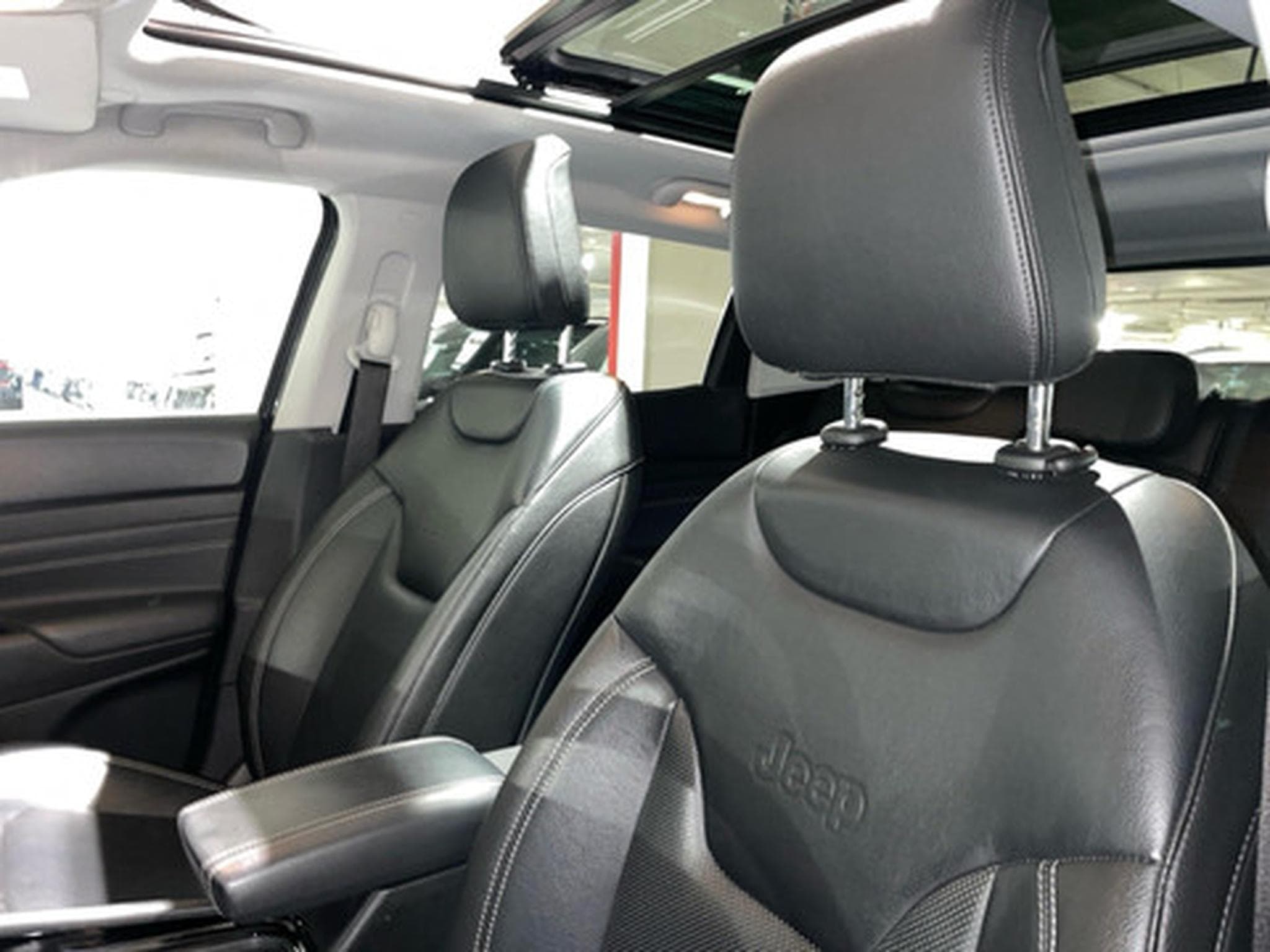 Jeep Compass 1.6 MJD 130 4x2 MTX Limited (2021) - Foto 13