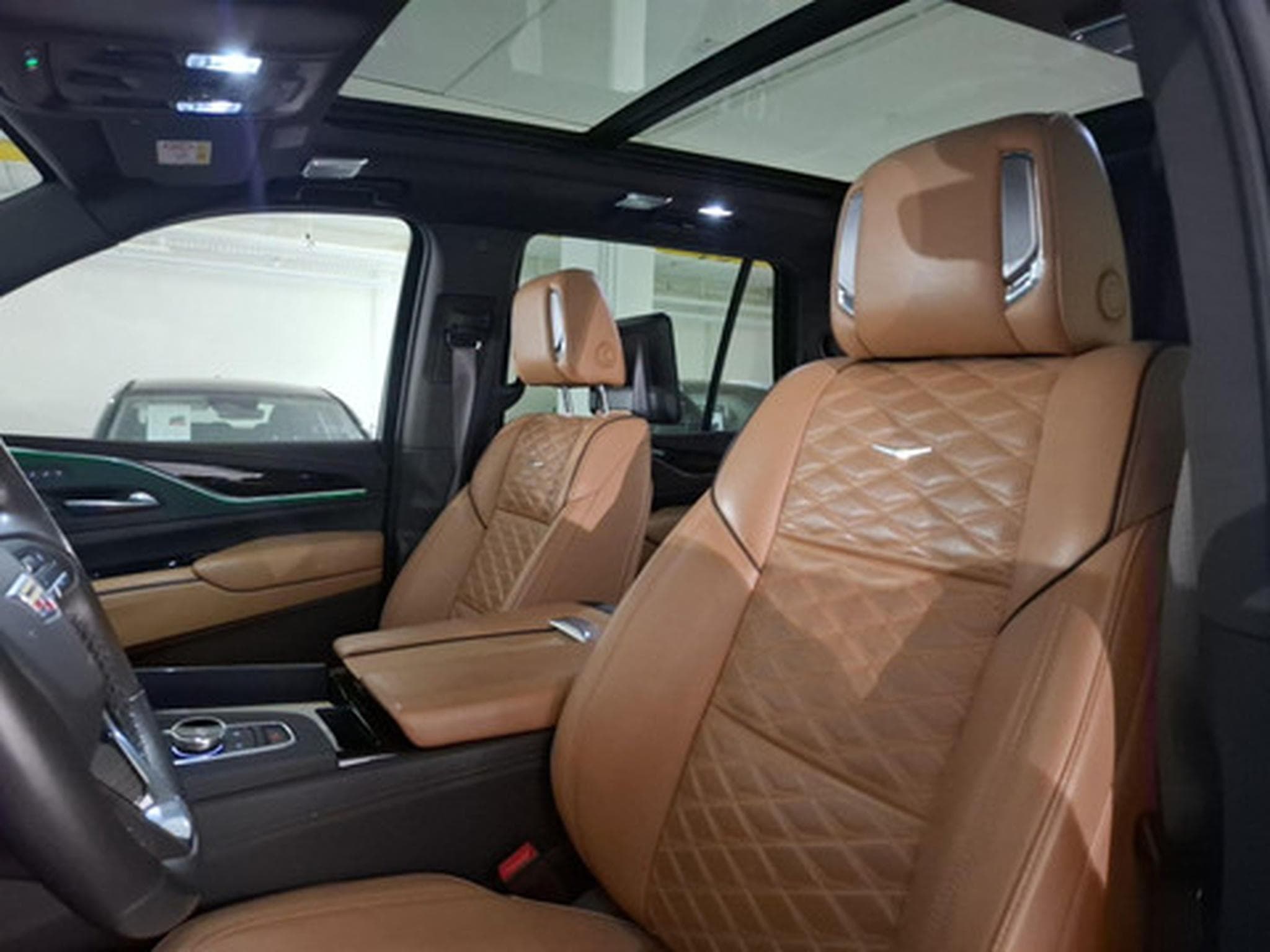 Cadillac Escalade 6.2 PREMIUM LUXURY (2026) - Photo 15