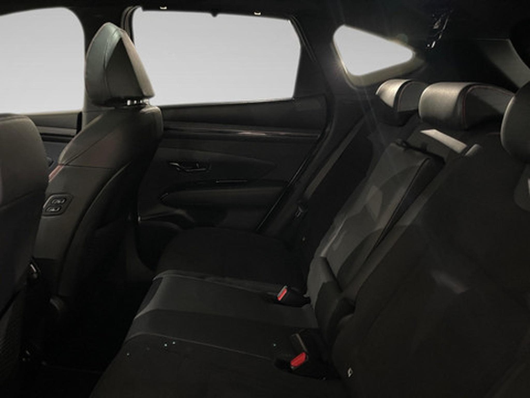 Hyundai Tucson 1.6 T-GDi Plug-in Hybrid 4x4 Shine (2026) - Photo 11