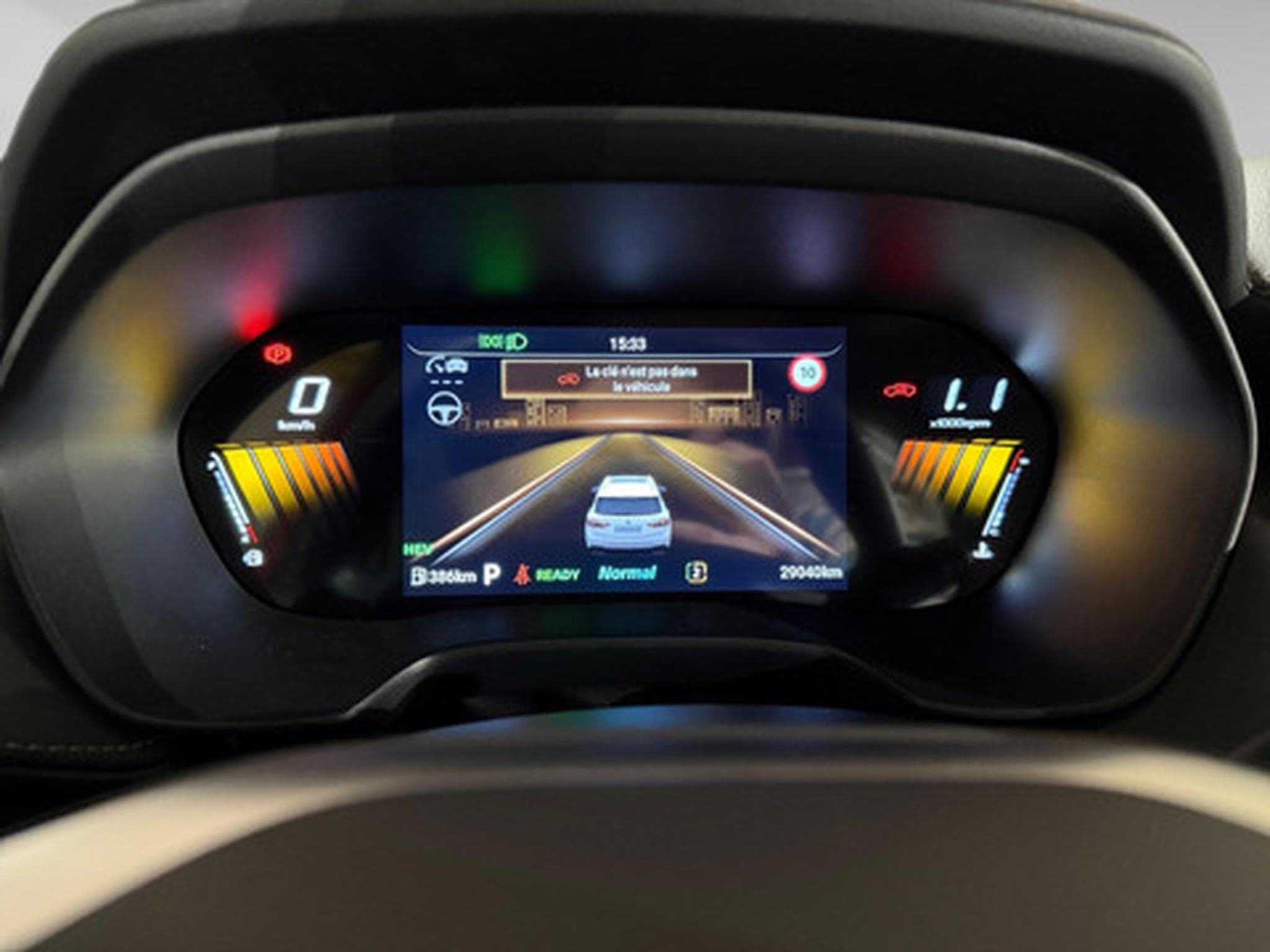 MG ZS 1.5 Hybrid+ Luxury (2026) - Photo 2