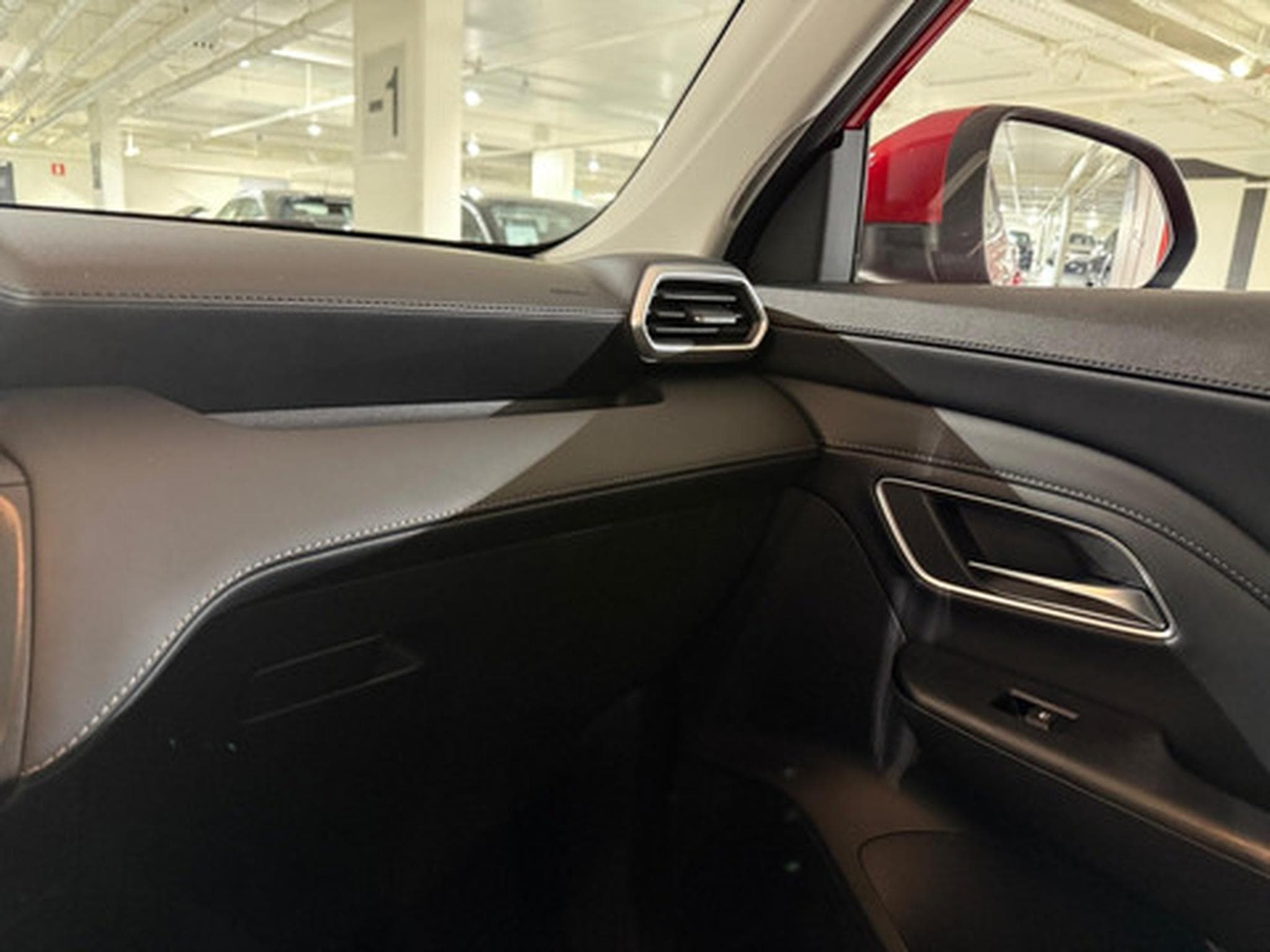 MG ZS 1.5 Hybrid+ Luxury (2026) - Photo 9