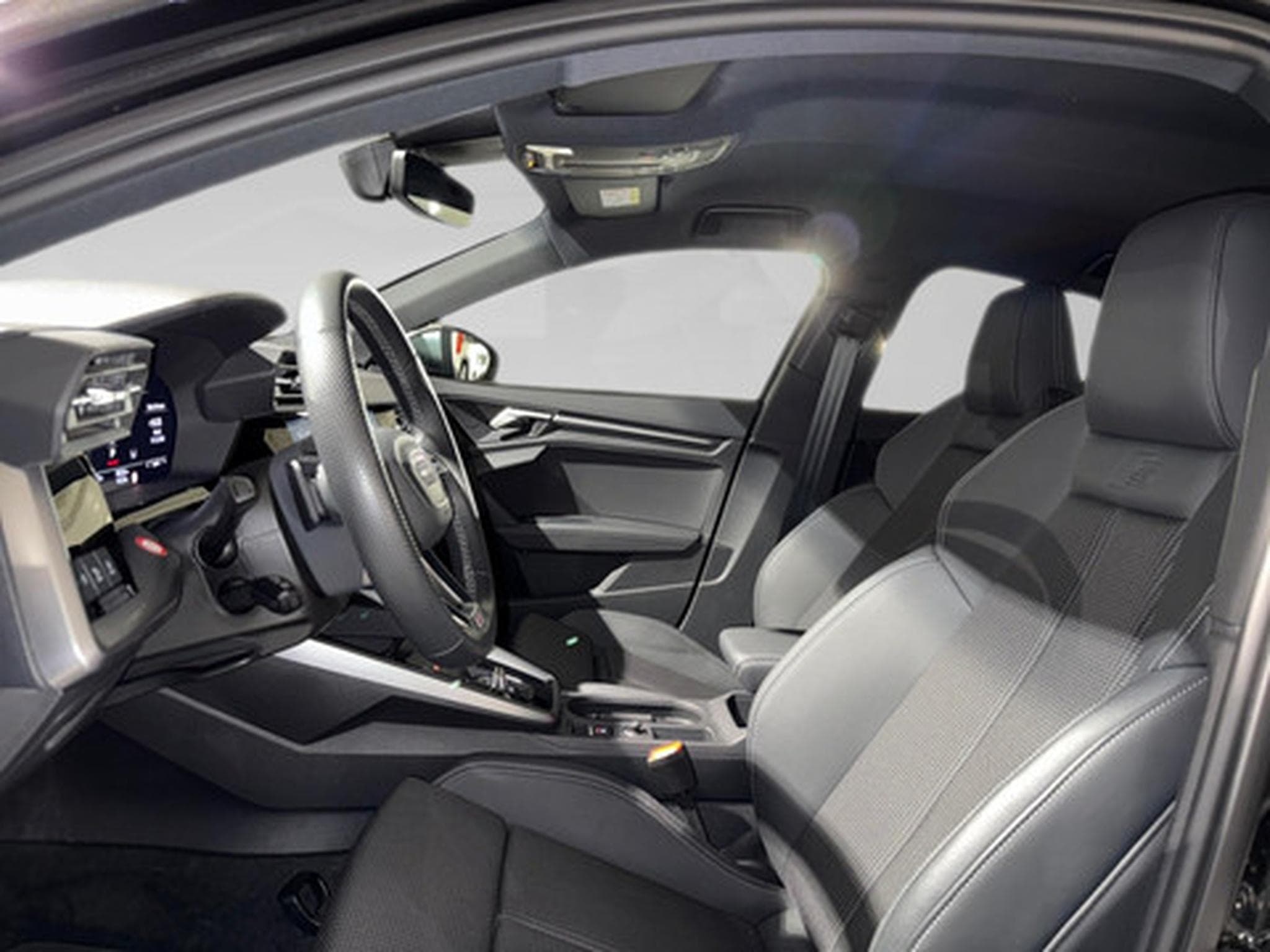 Audi A3 Limousine TFSI S tronic quattro (2026) - Photo 4