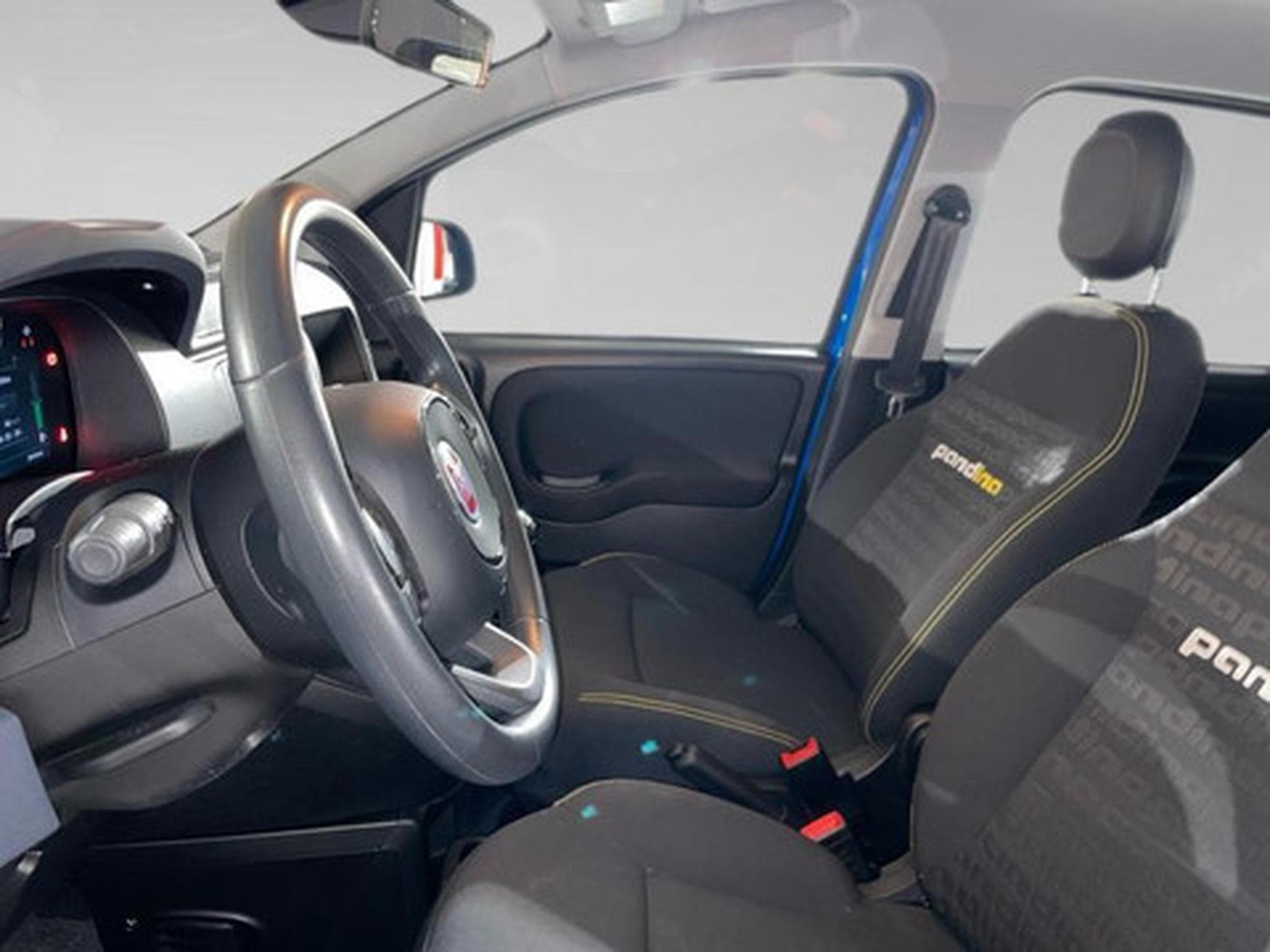 Fiat Panda 1.0 Hybrid 70 MT6 (2026) - Photo 4