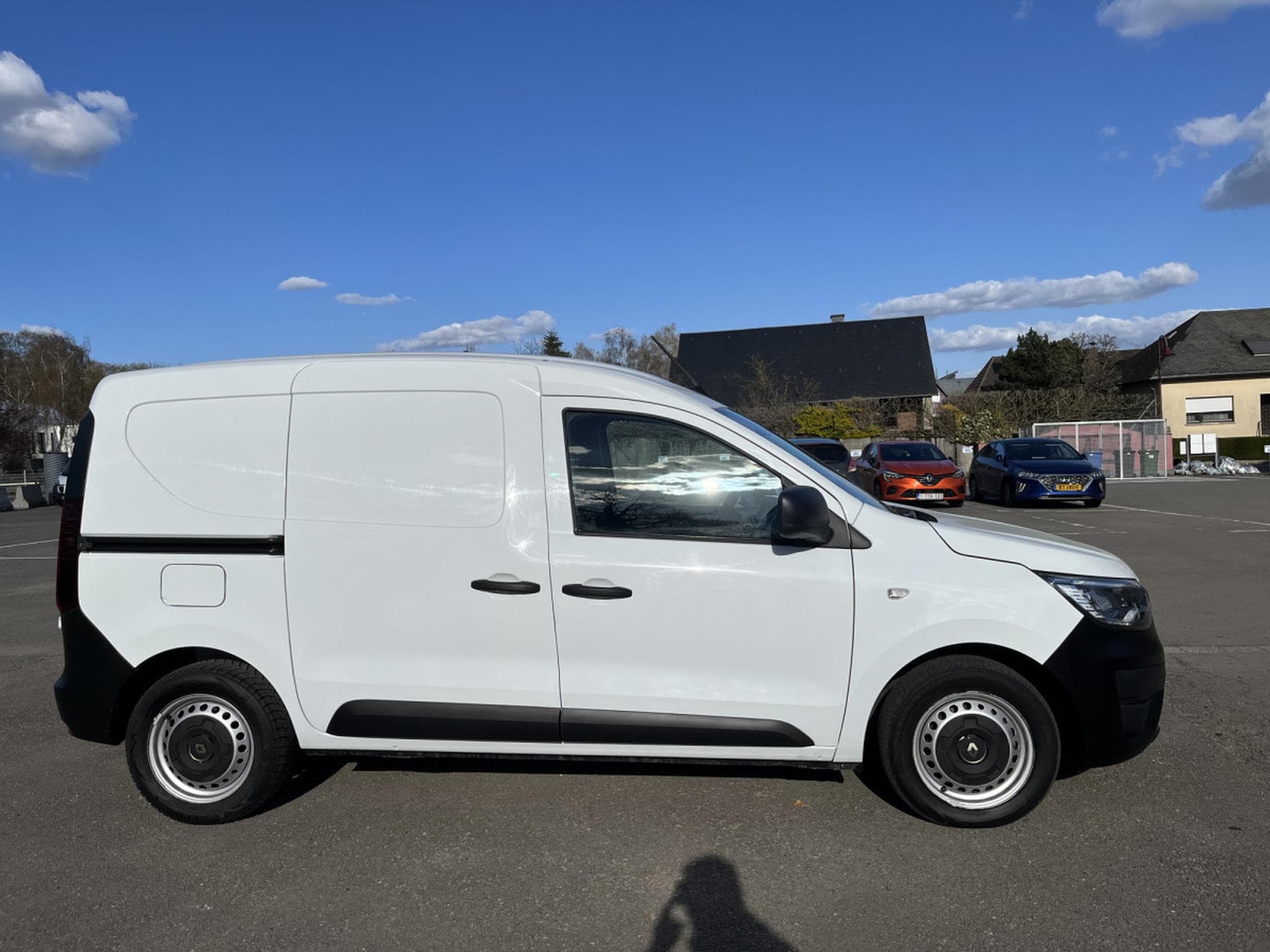 Renault Express 1.5 Extra Blue 95 dci PDC Clim (2023) - Photo 4