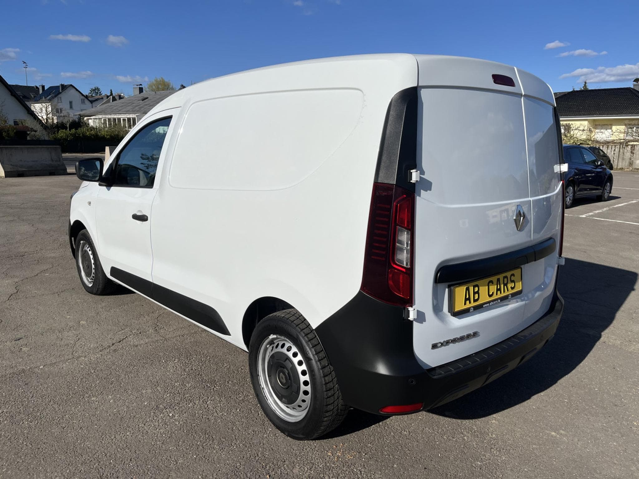 Renault Express 1.5 Extra Blue 95 dci PDC Clim (2023) - Photo 9