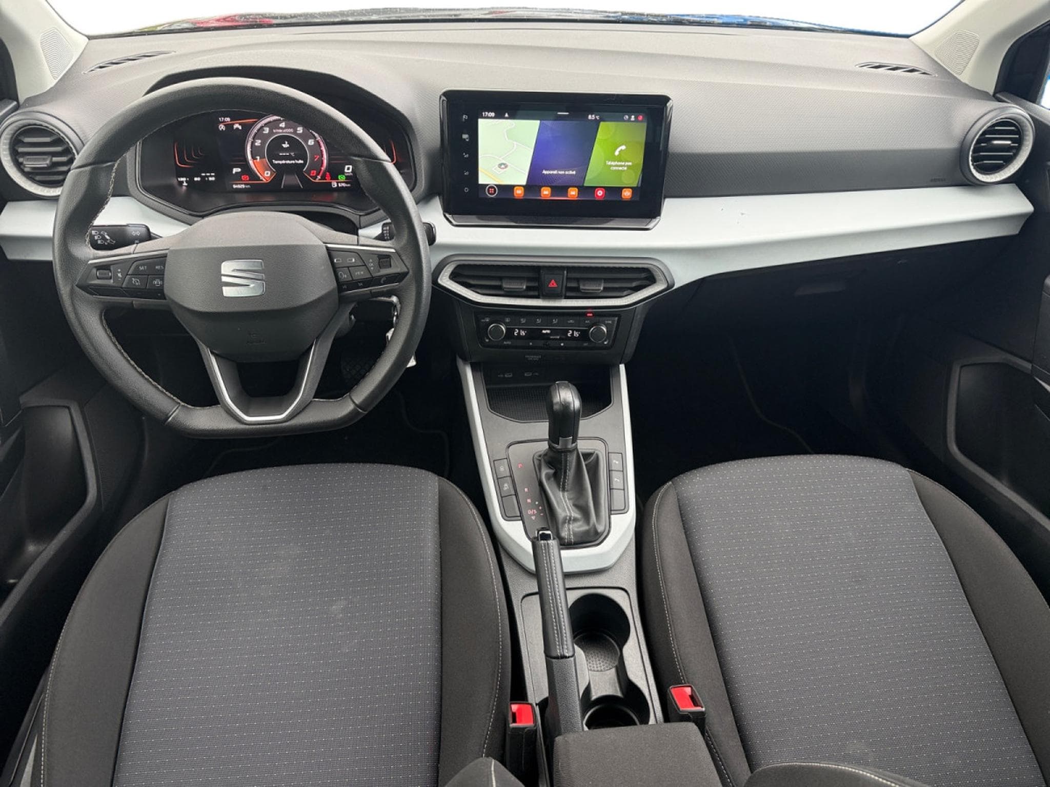 Seat Arona 1.0 TSI MOVE! DSG (2023) - Photo 9