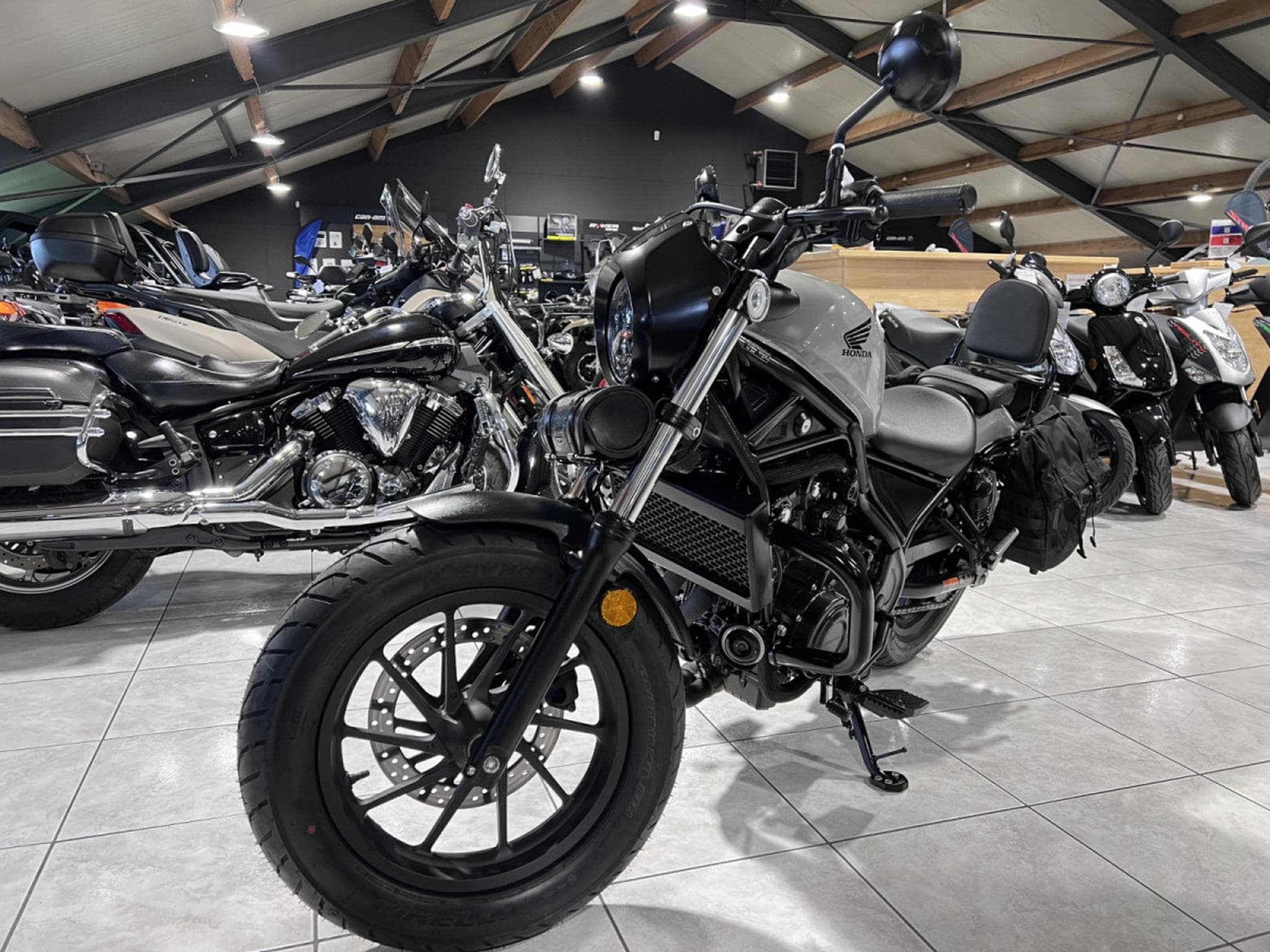 Honda CMX 500 Rebel Black S (2023) - Photo 2