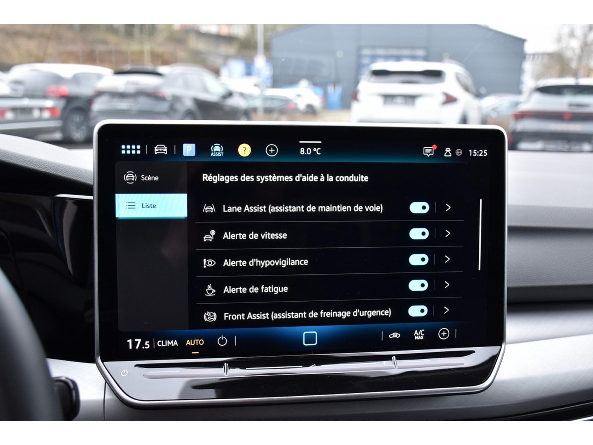 VW Golf 2.0 TDI Life DSG ACC GPS LANE 1° MAIN (2025) - Photo 14