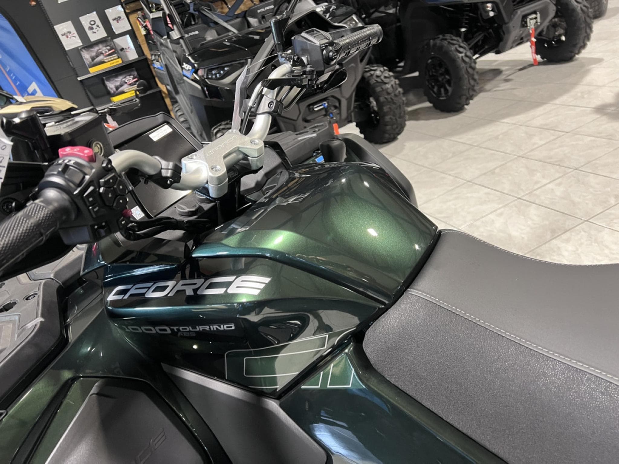 CF Moto CForce 1000 TOURING PREM.  T3 AGRI ABS - 105 KM/H (2026) - Photo 6