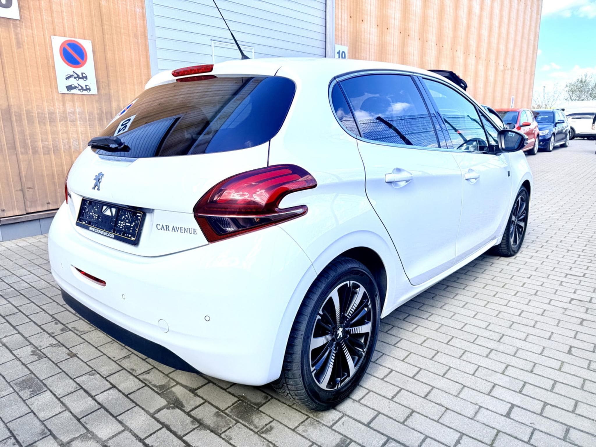 Peugeot 208 1.2 VTi Tech Edition (2018) - Photo 3