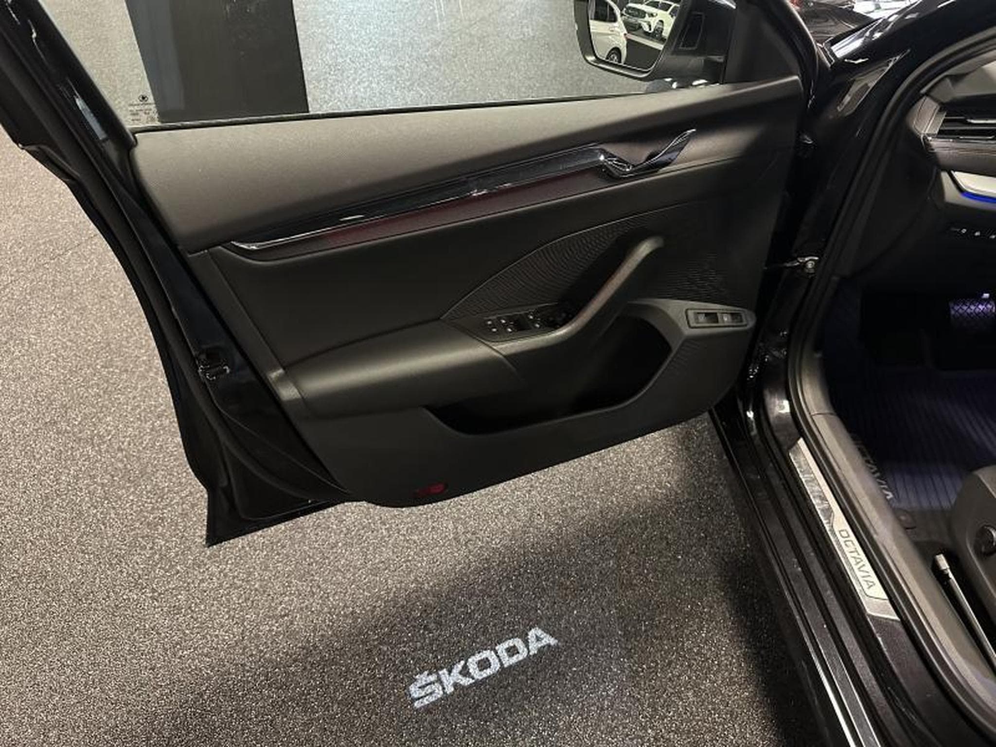 Skoda Octavia COMBI (2021) - Photo 10