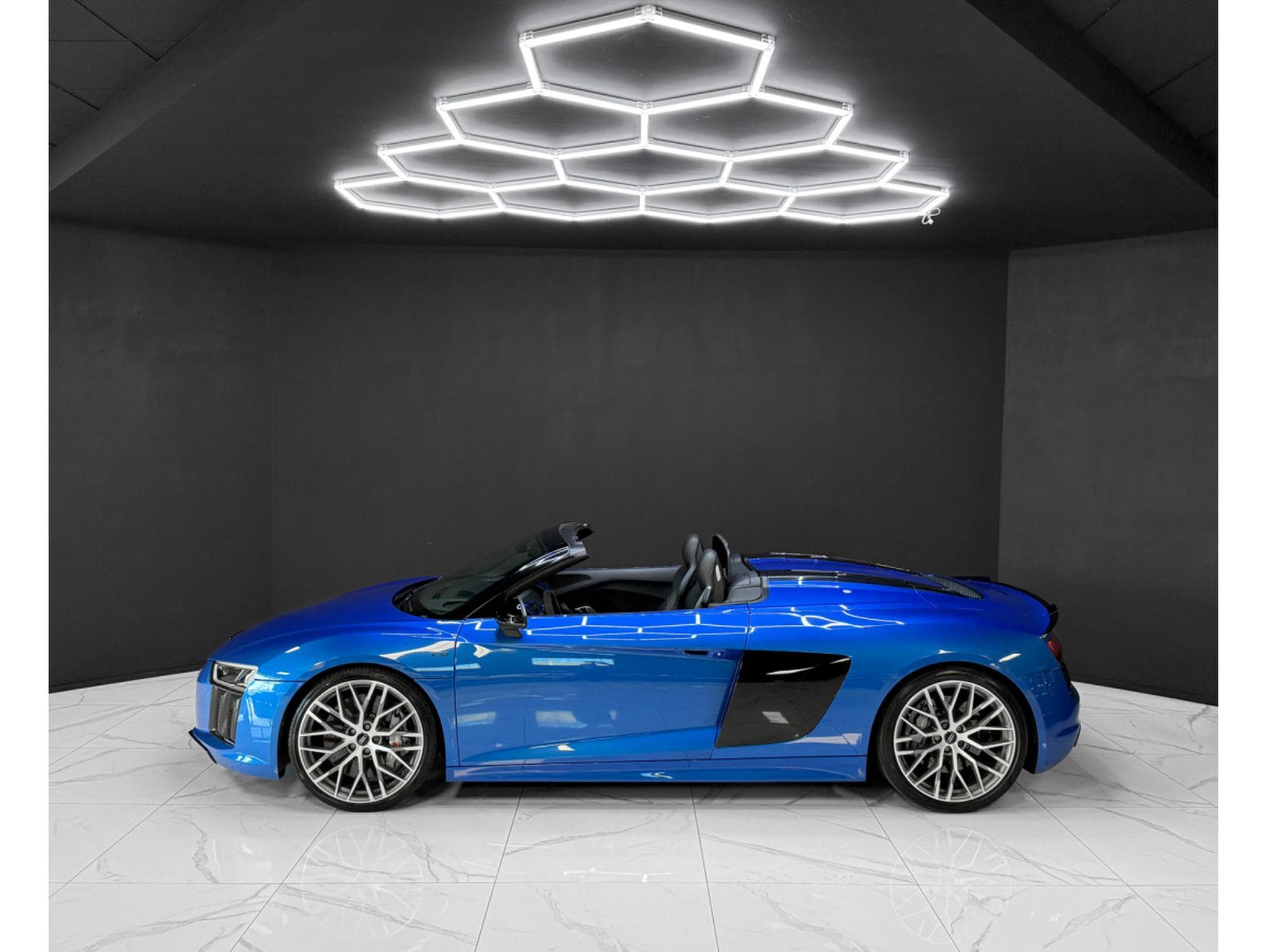 Audi R8 SPYDER 5.2 FSI QUATTRO / Keramik / B&O / Lazer (2017) - Photo 2