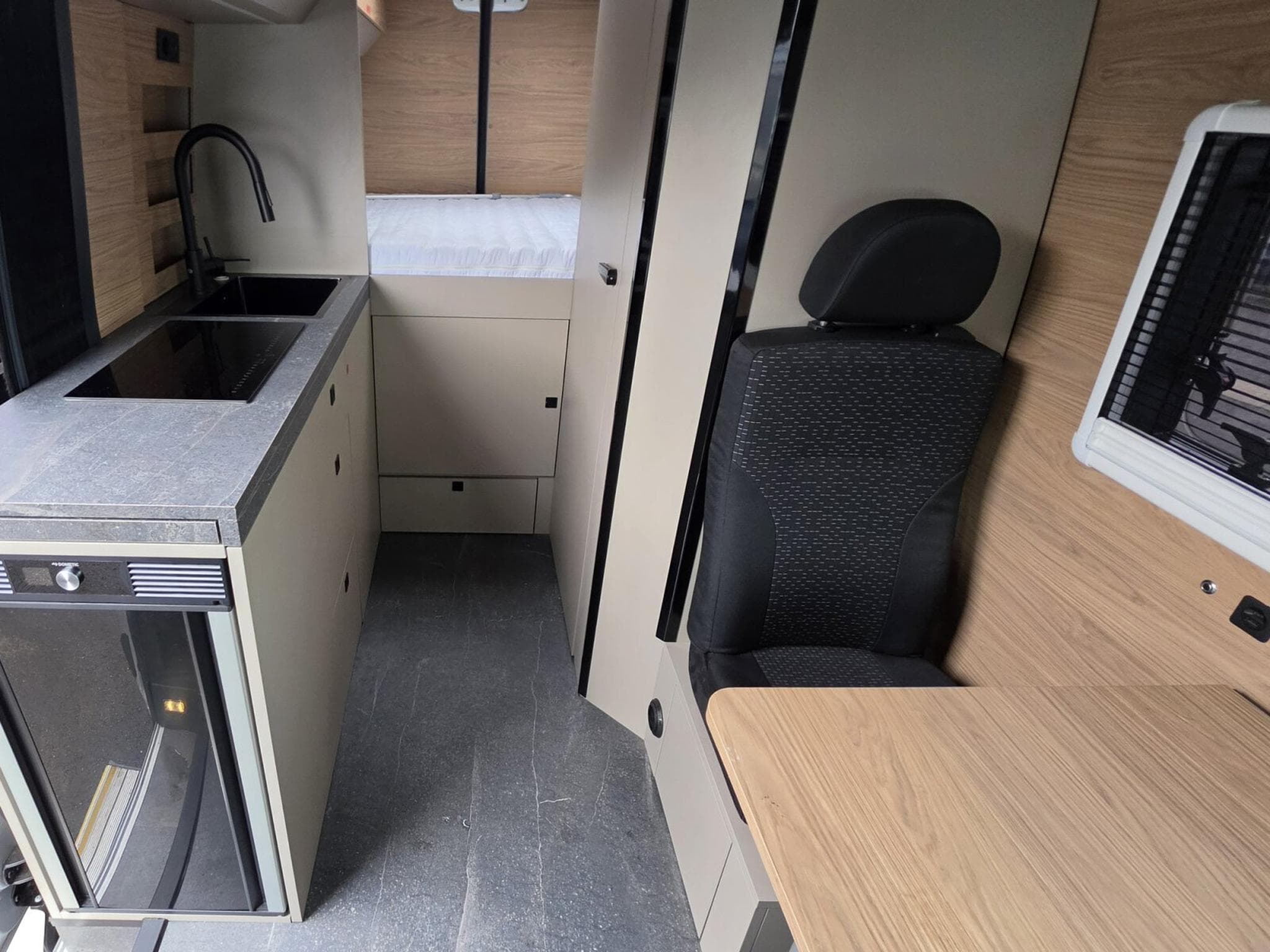 Mercedes Sprinter 319 CDI Hochdach (1970) - Foto 6