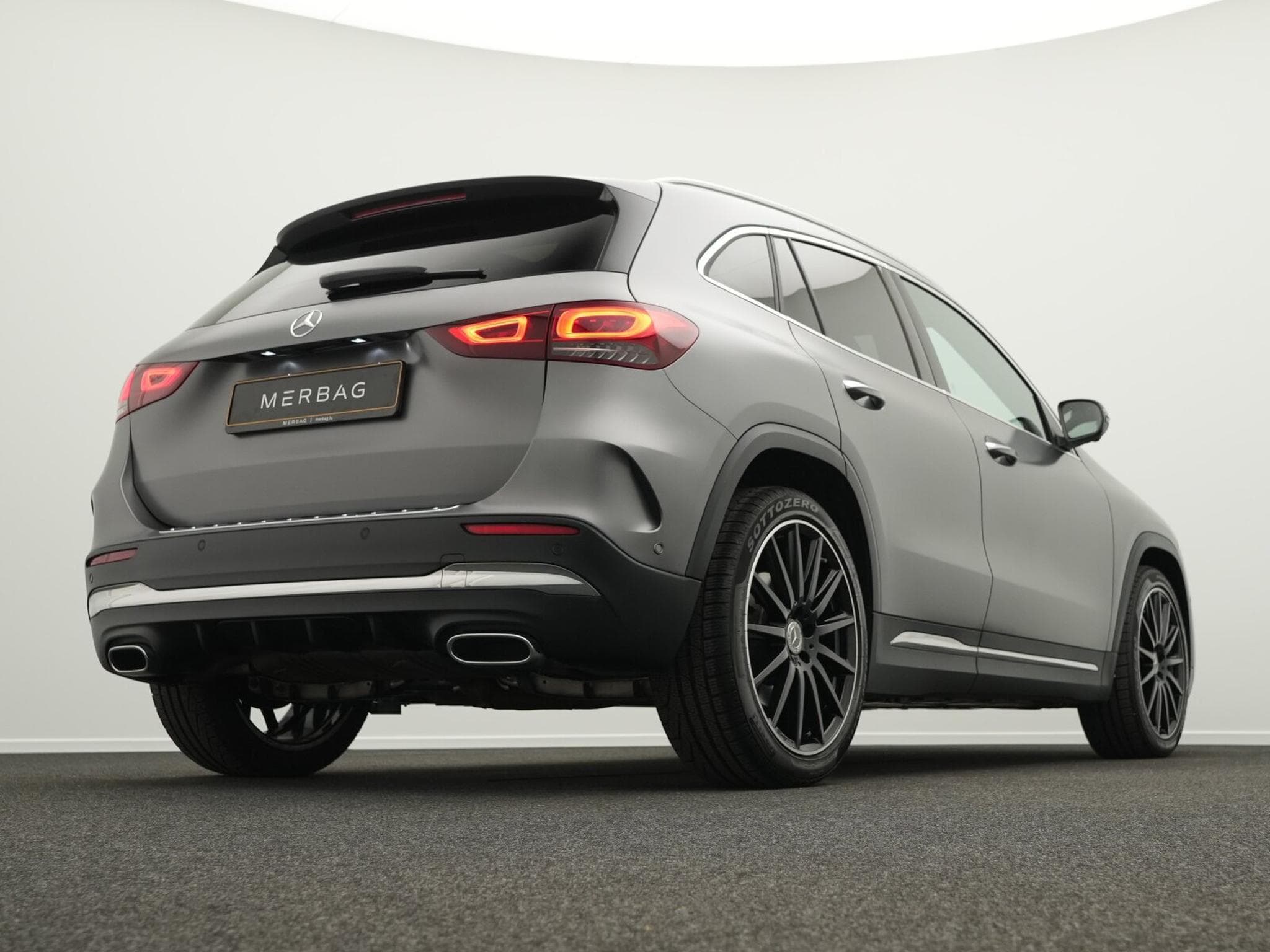 Mercedes GLA 250 4MATIC Multi+360°+Pano+Burm (2020) - Foto 11