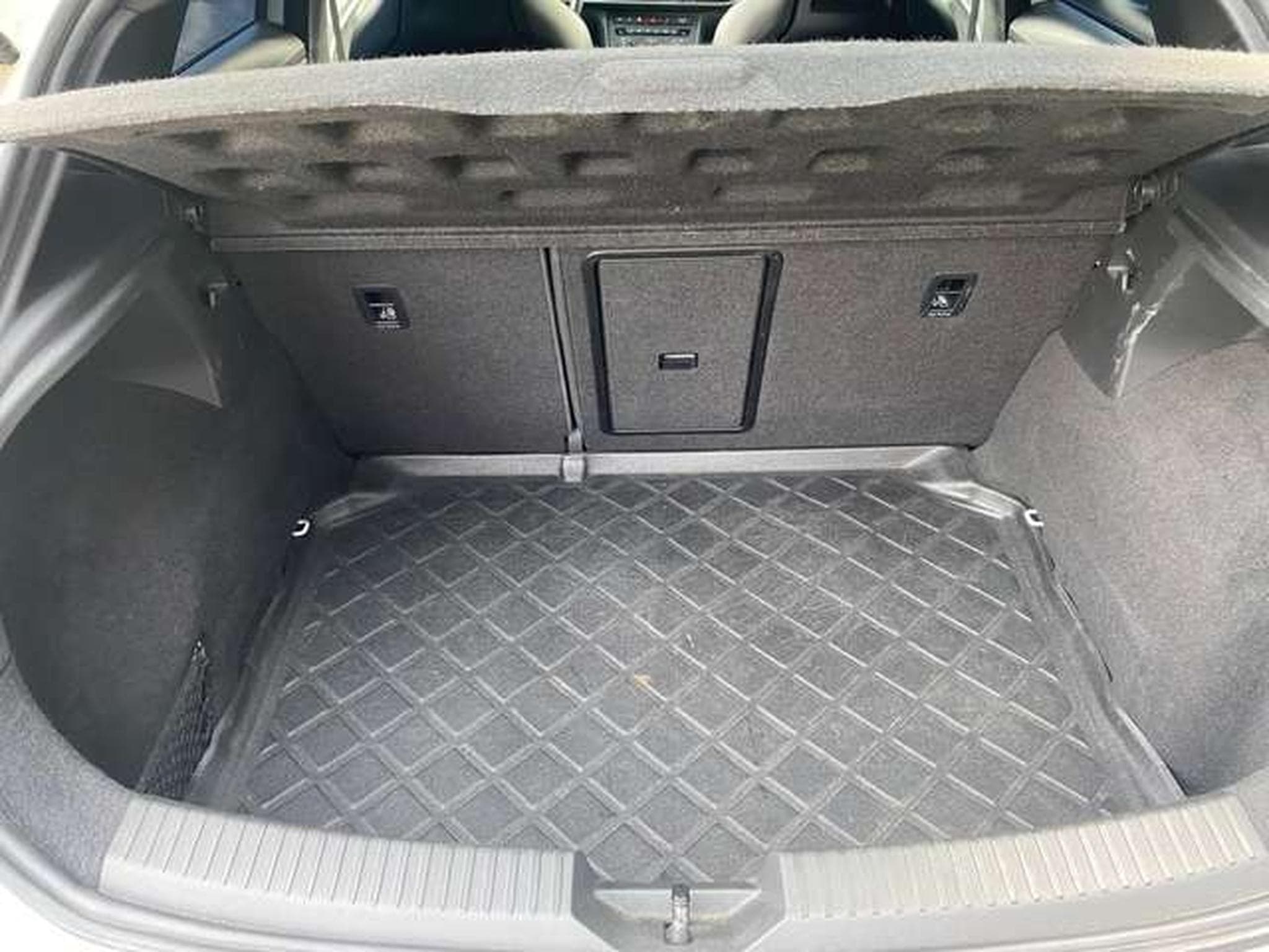 SEAT Leon Cupra 280ch  vente privée carnet complet (2015) - Photo 12