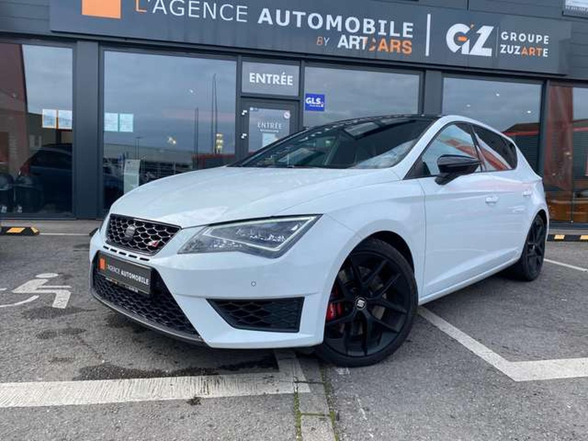 SEAT Leon Cupra 280ch  vente privée carnet complet (2015) - Photo 2