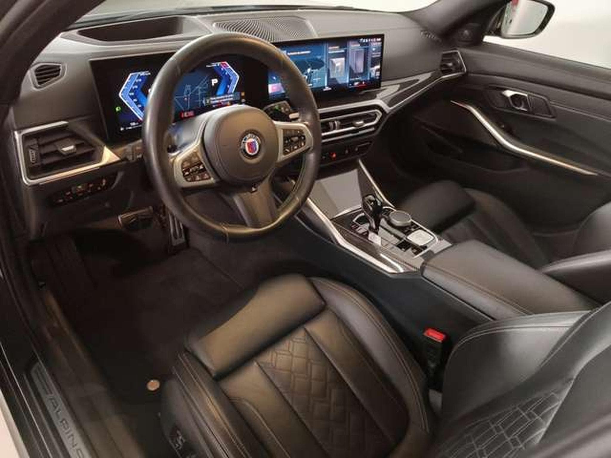 Alpina D3 S HK HiFi DAB LED Pano.Dach Komfortzg. Shz (2025) - Photo 12