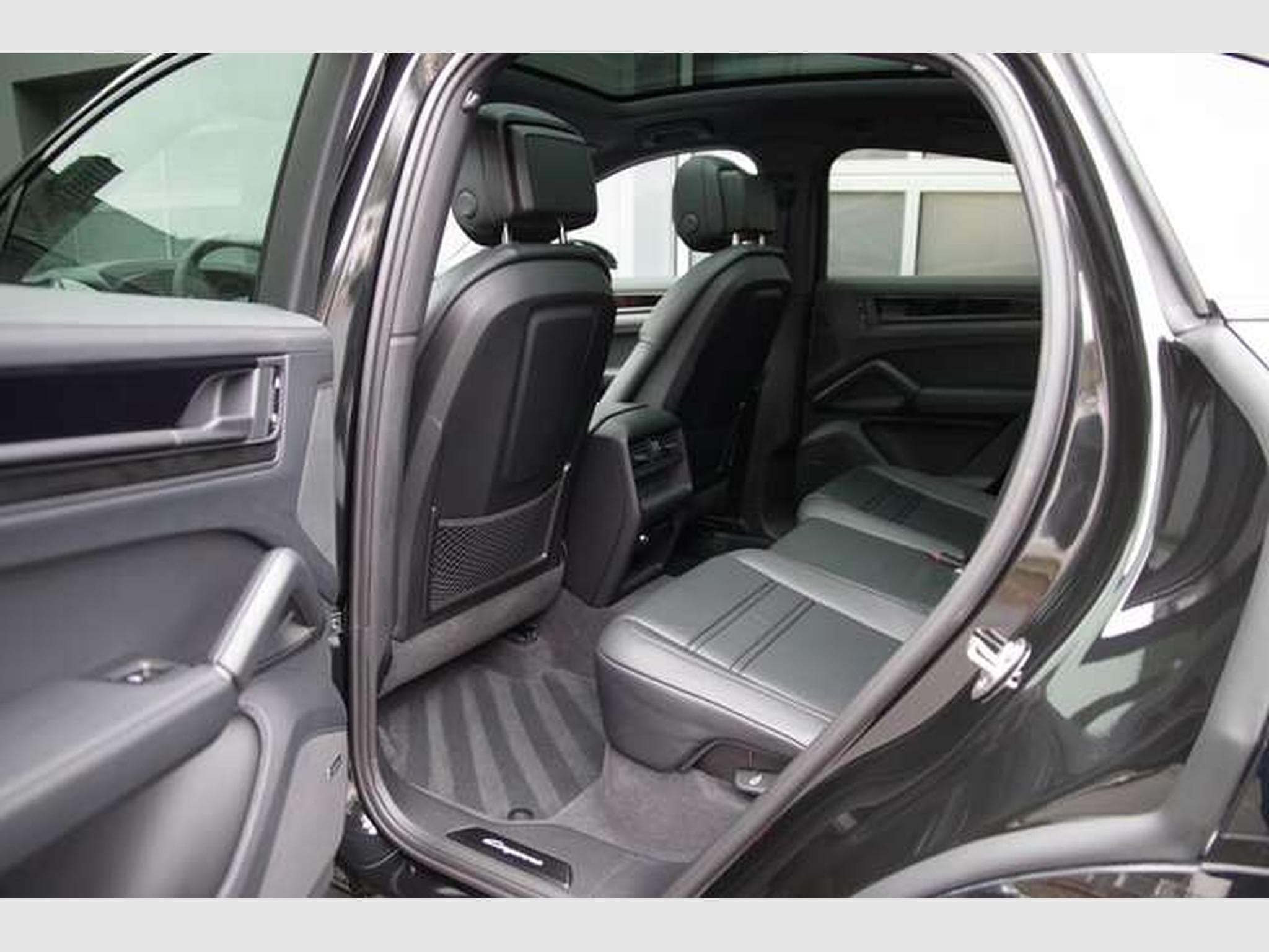 Porsche Cayenne Cayenne Coupe E-Hybrid Black Edition*4+1,TODAY* (2026) - Photo 8