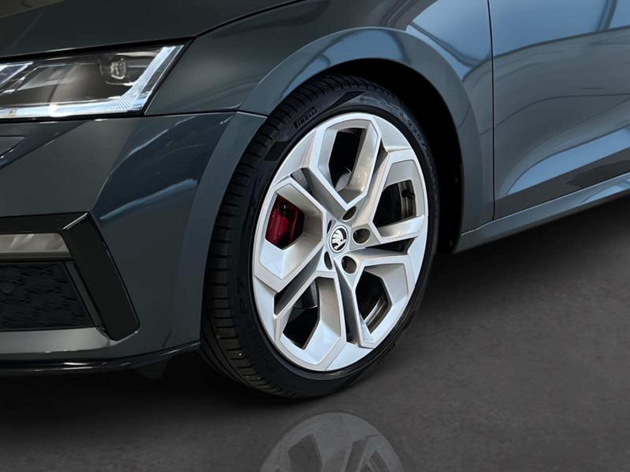 Skoda Octavia RS (2021) - Photo 6